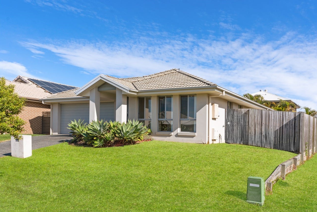 27 Elsey Circuit, North Lakes, QLD 4509