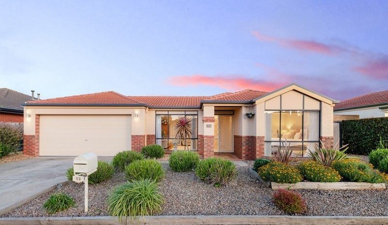 52 Ashton Crescent, Hoppers Crossing VIC 3029
