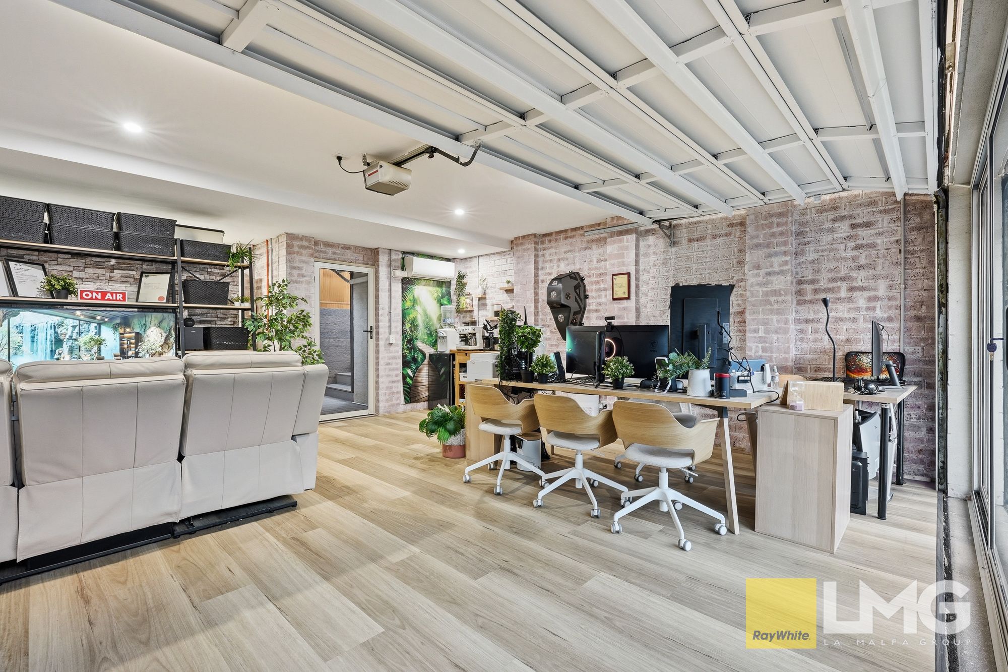 19 Castle Street — photo 16 of 30