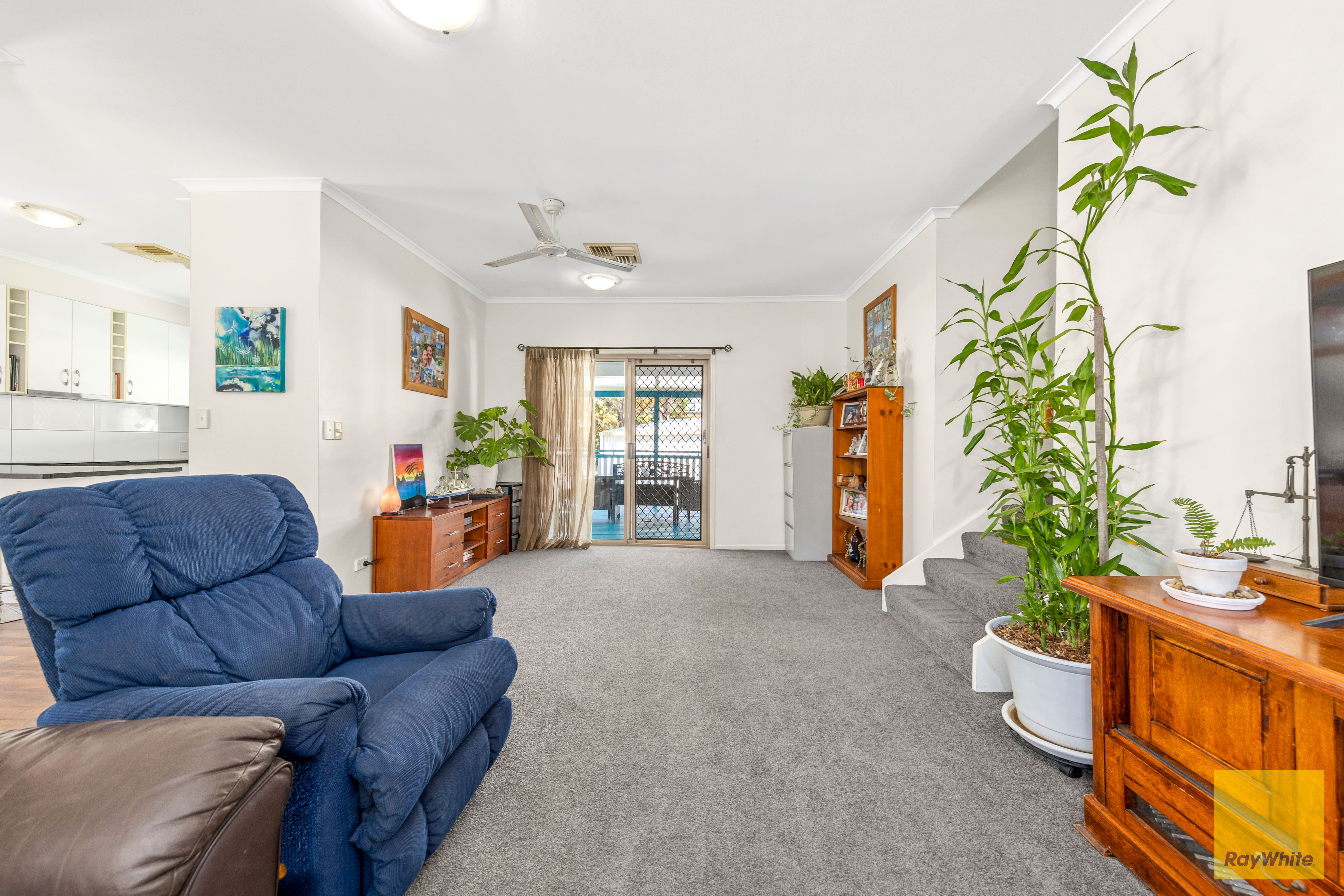 2 Michelle Place — photo 10 of 25