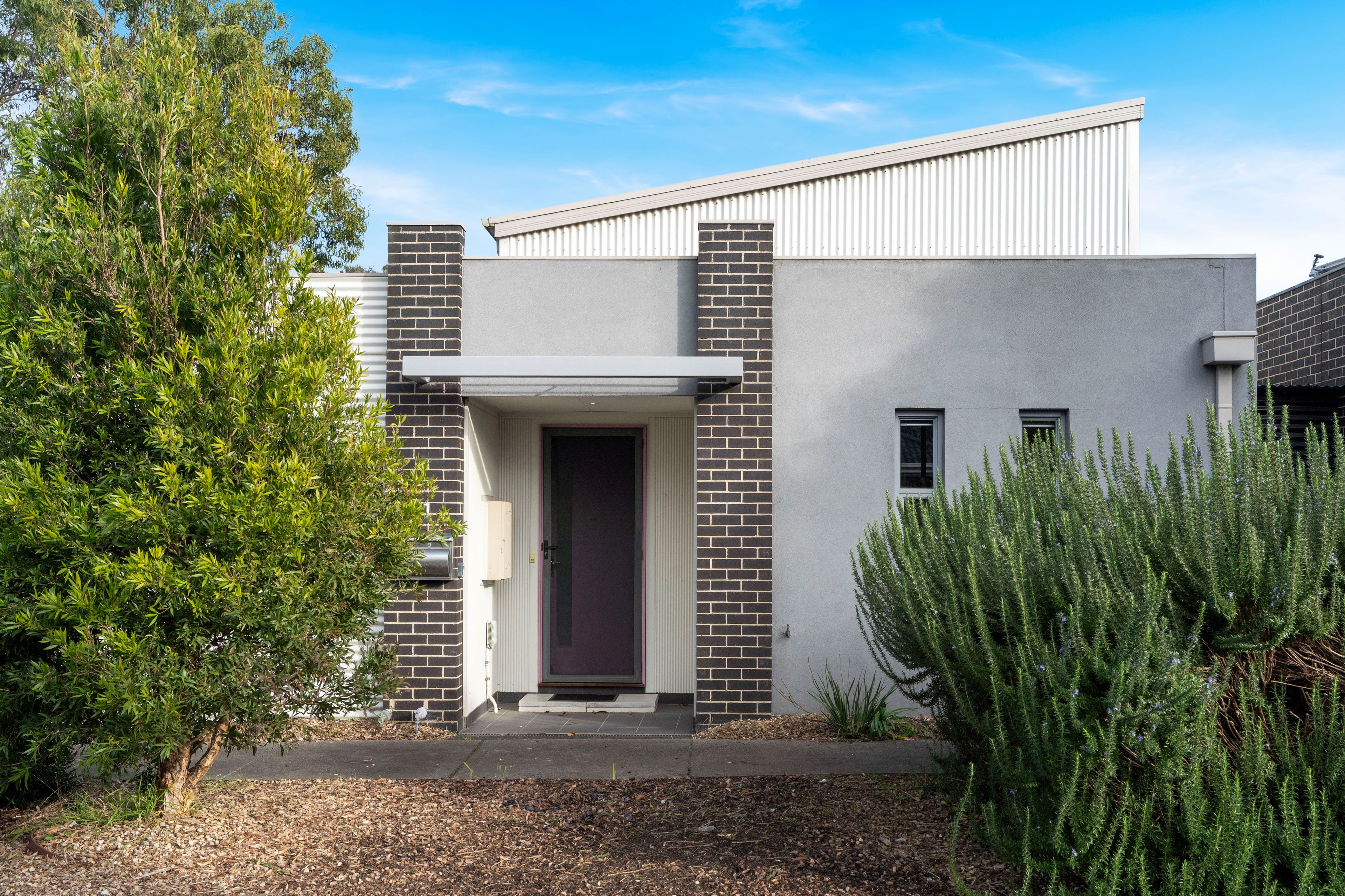 1 Bird Close, Craigieburn, VIC 3064