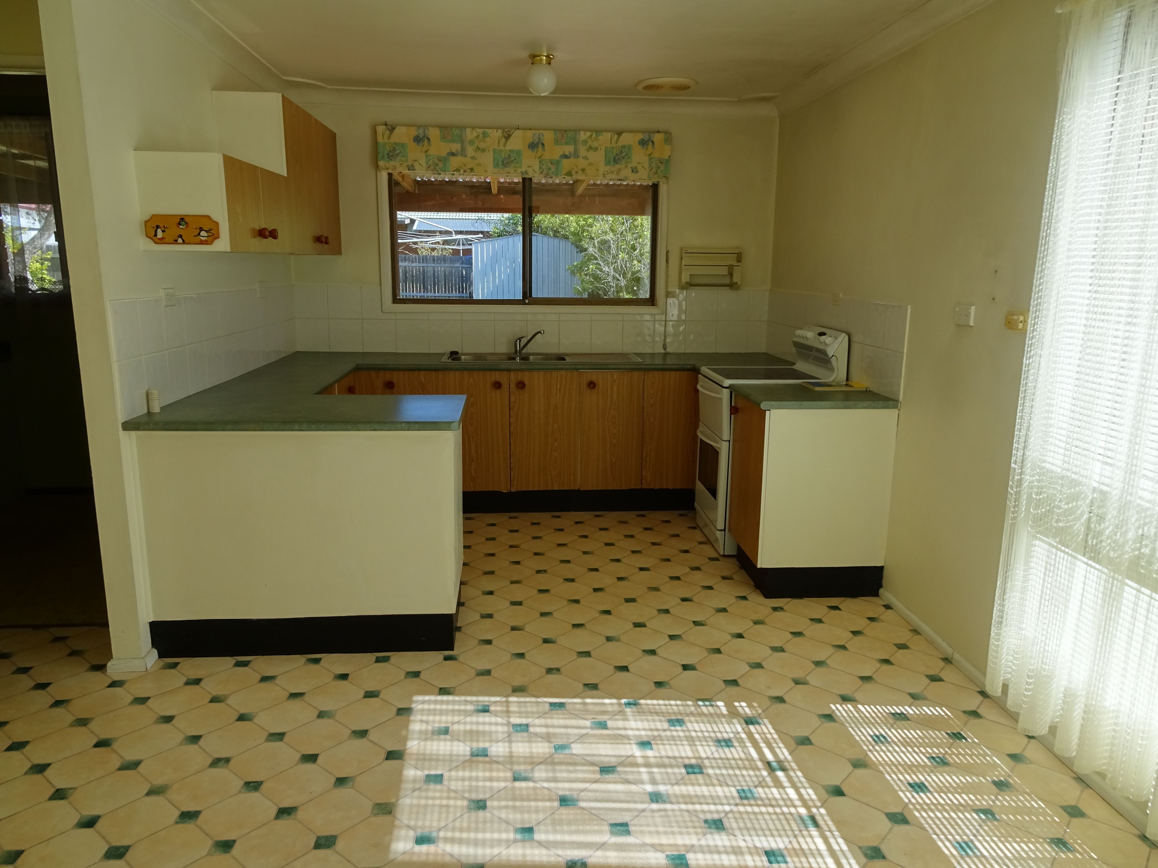 15 Crawford Drive, North Nowra, NSW 2541