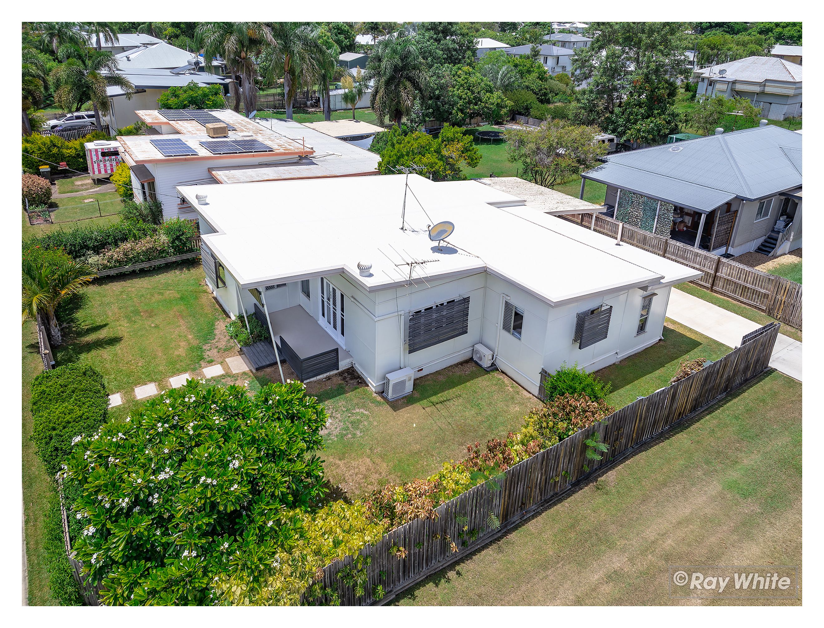 242 Elphinstone Street, Koongal, QLD 4701