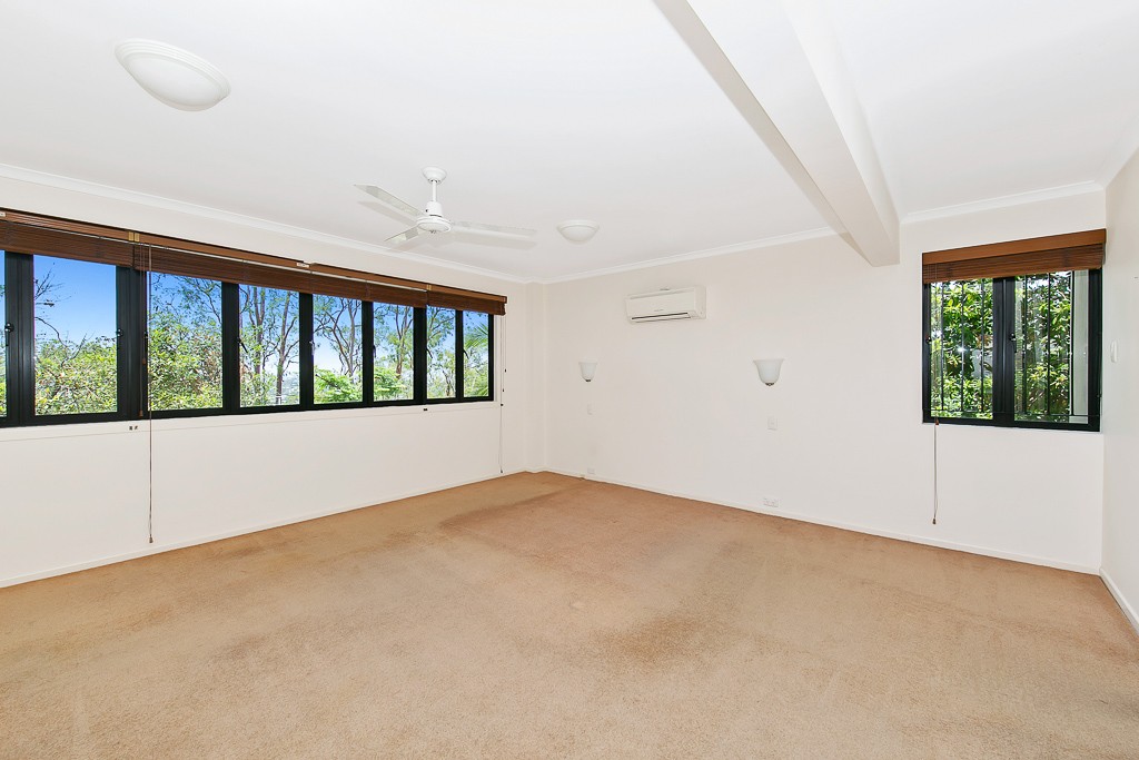 83 Outlook Crescent, Bardon, QLD 4065