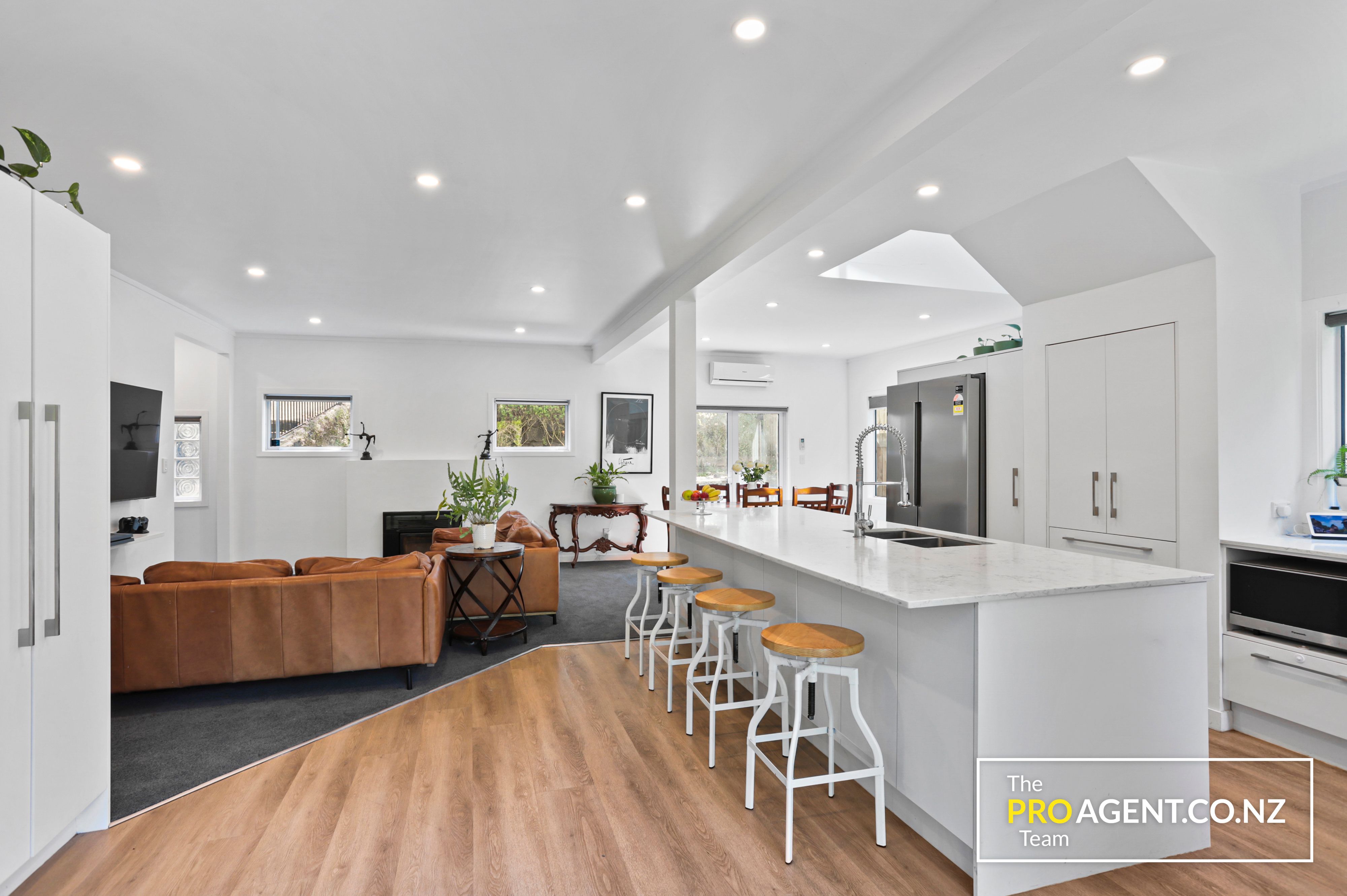 279 Huia Road, Titirangi, Waitakere City