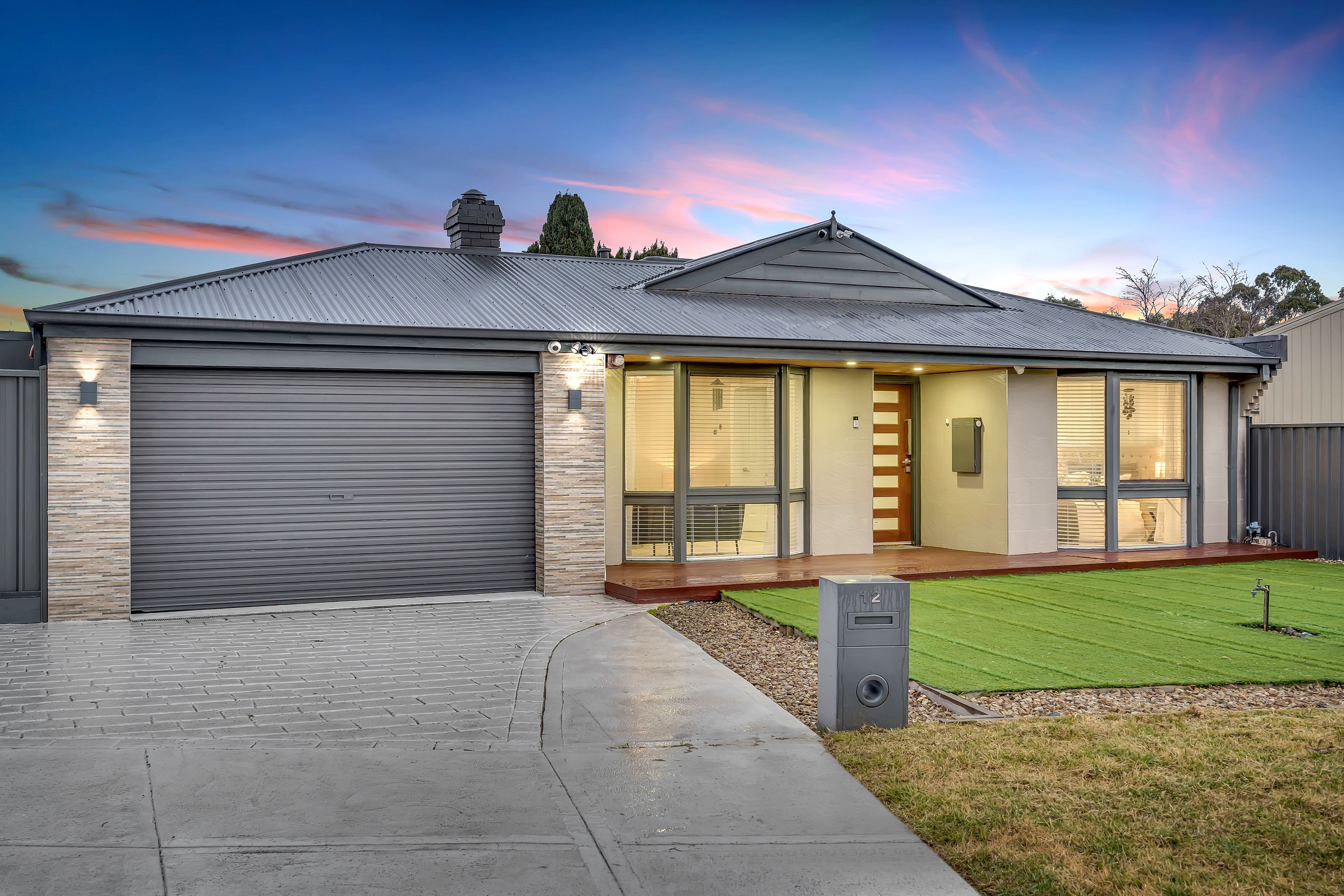 12 Satterly Way, Roxburgh Park, VIC 3064