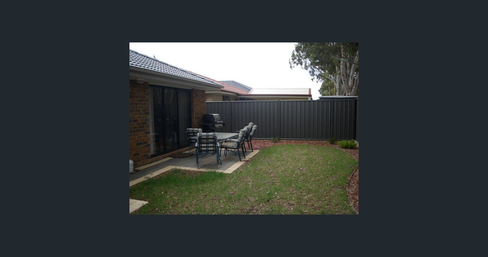 27 Wattle Crescent — photo 6 of 6