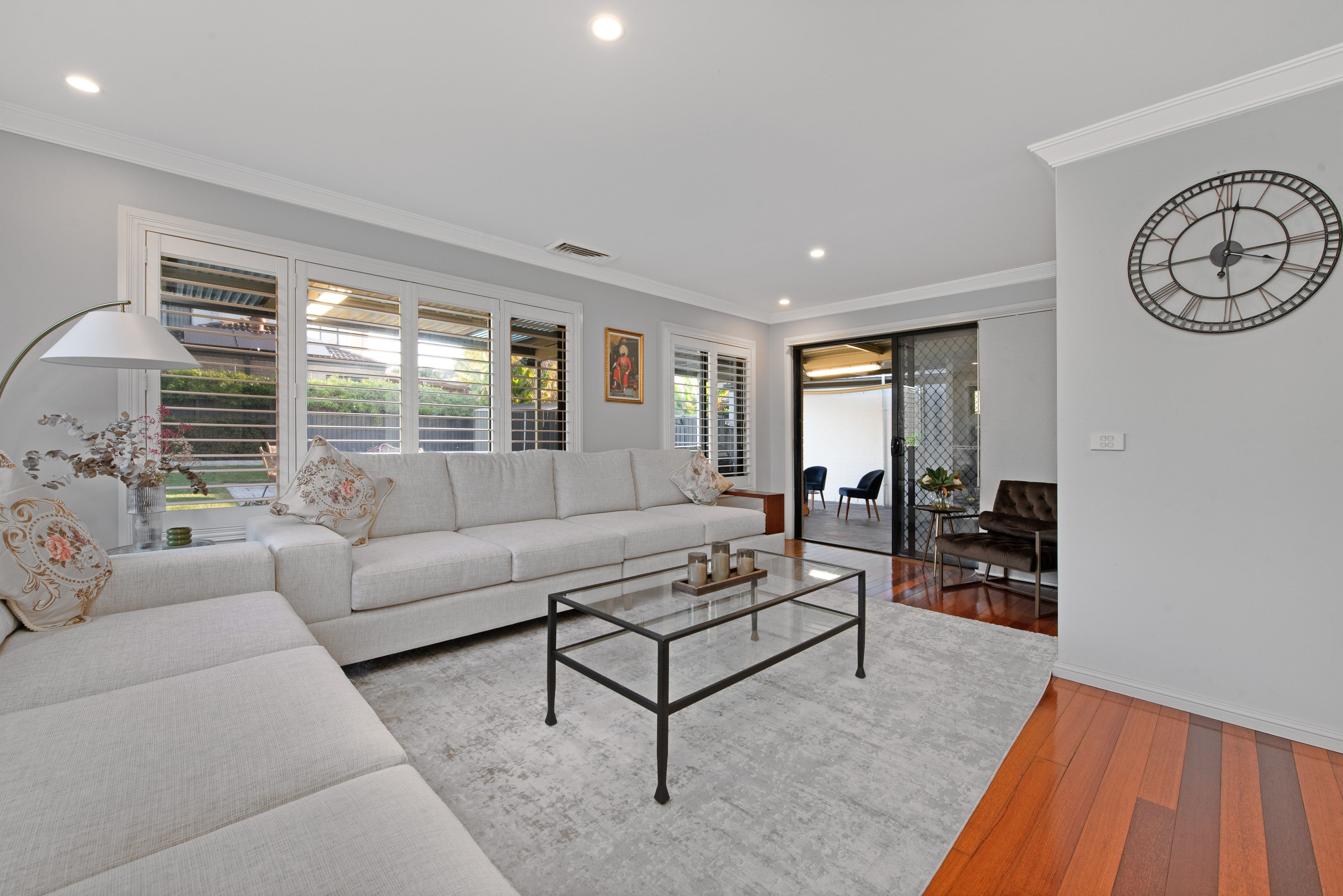 1 Candlenut Grove — photo 4 of 12