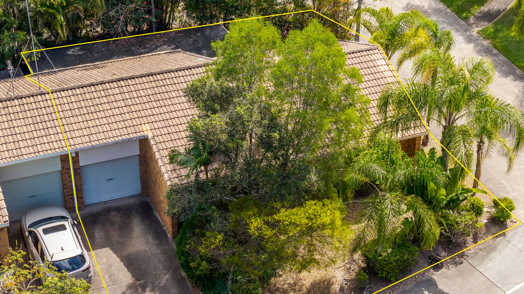 88/33 Edmund Rice Drive — photo 27 of 30