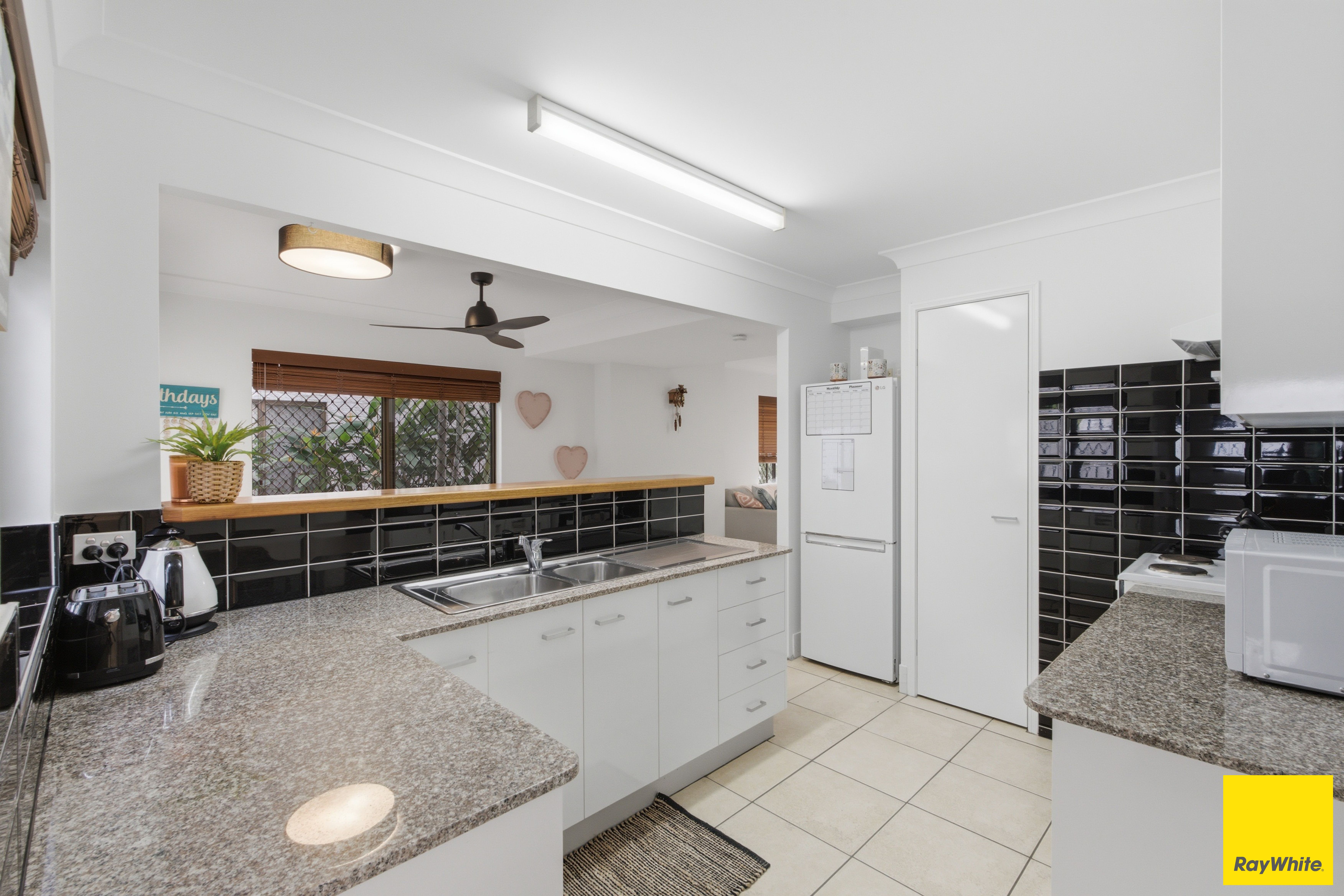 2/14-16 Rowe Street, Earlville, QLD 4870