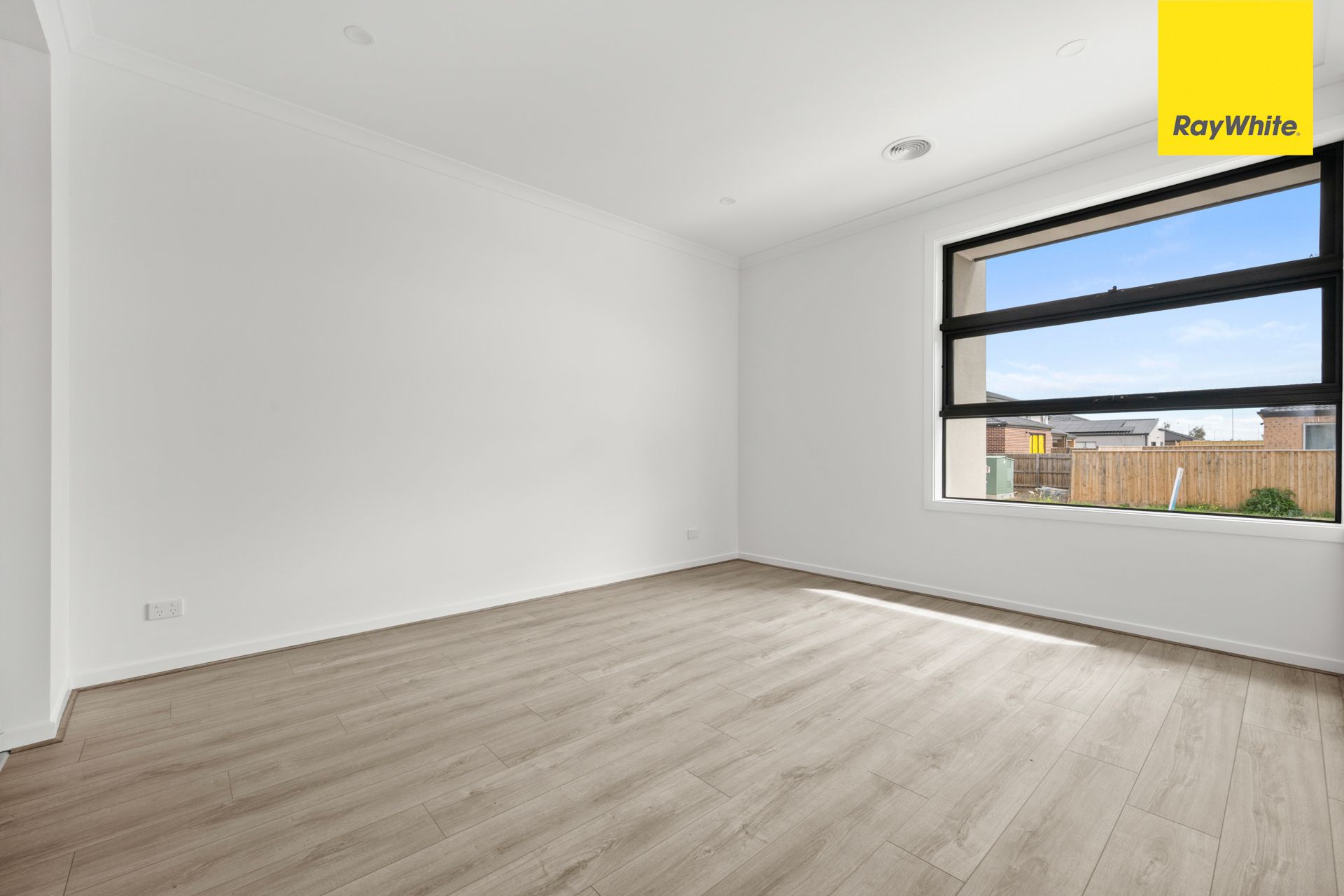 6 Shallow Road, WEIR VIEWS, VIC 3338