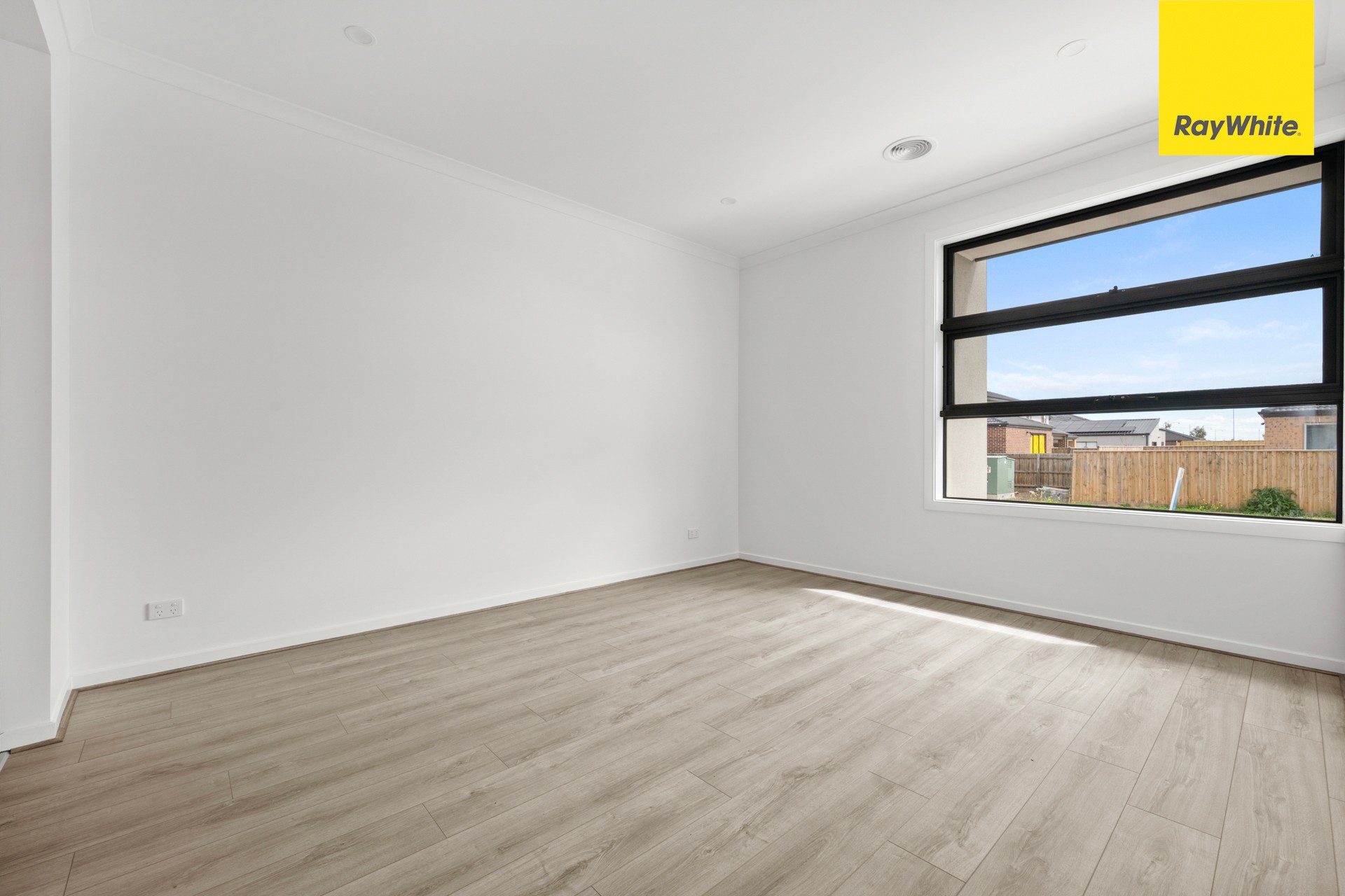 6 Shallow Road, WEIR VIEWS, VIC 3338