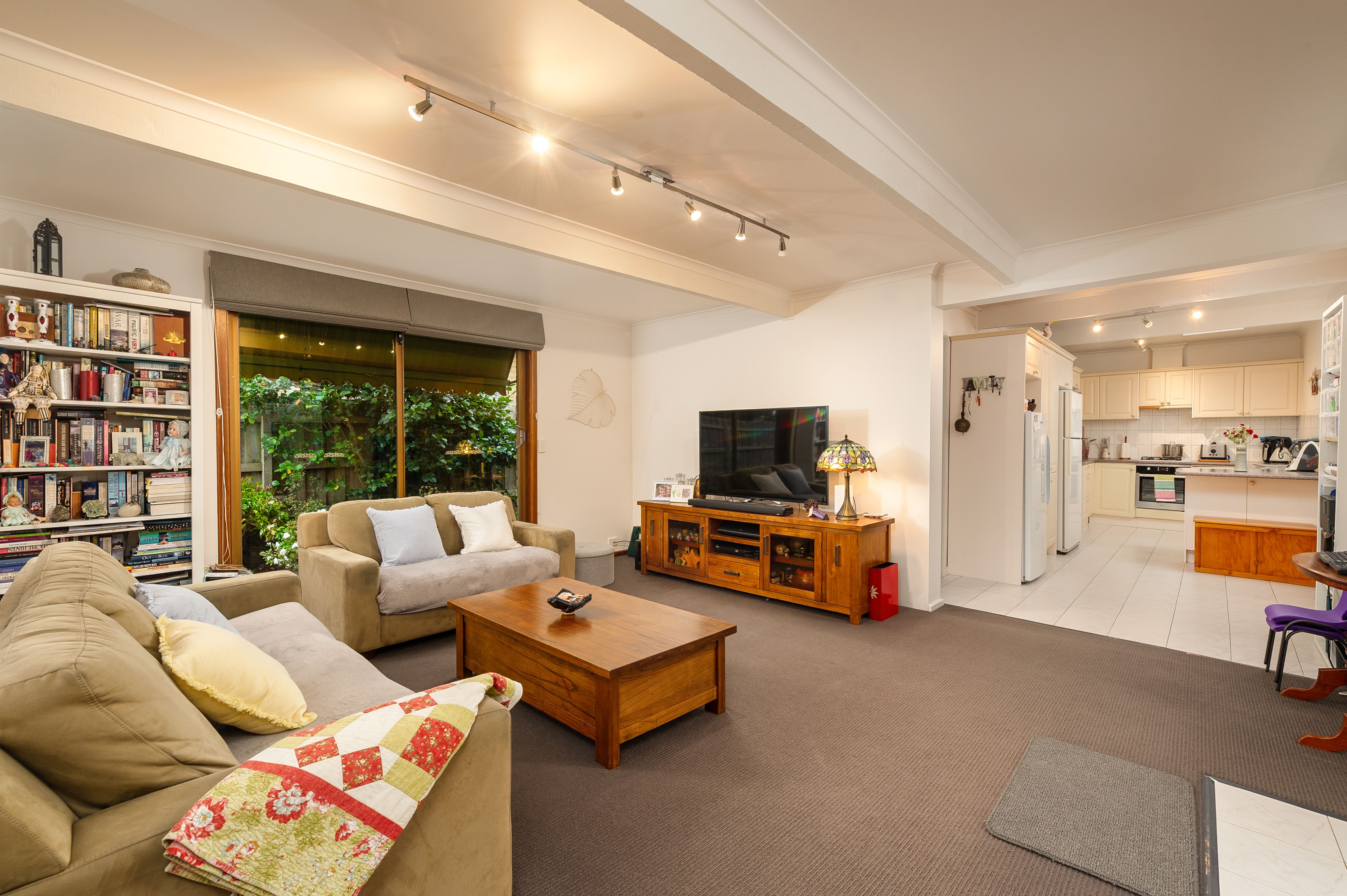 10 Ledbury Crescent, Bundoora, VIC 3083