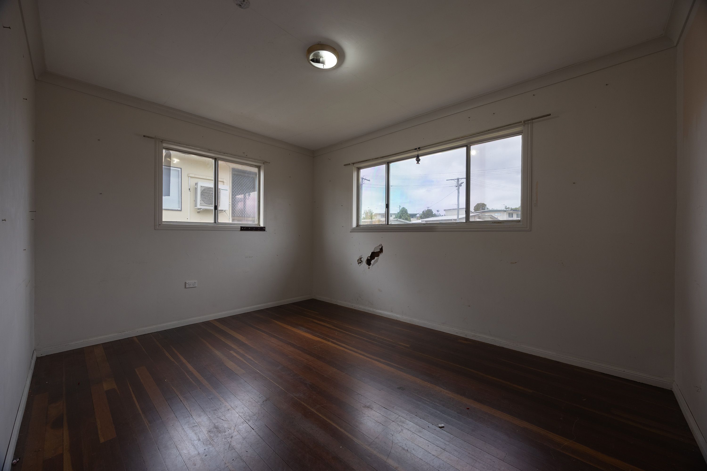 31 Campbell Street — photo 9 of 21