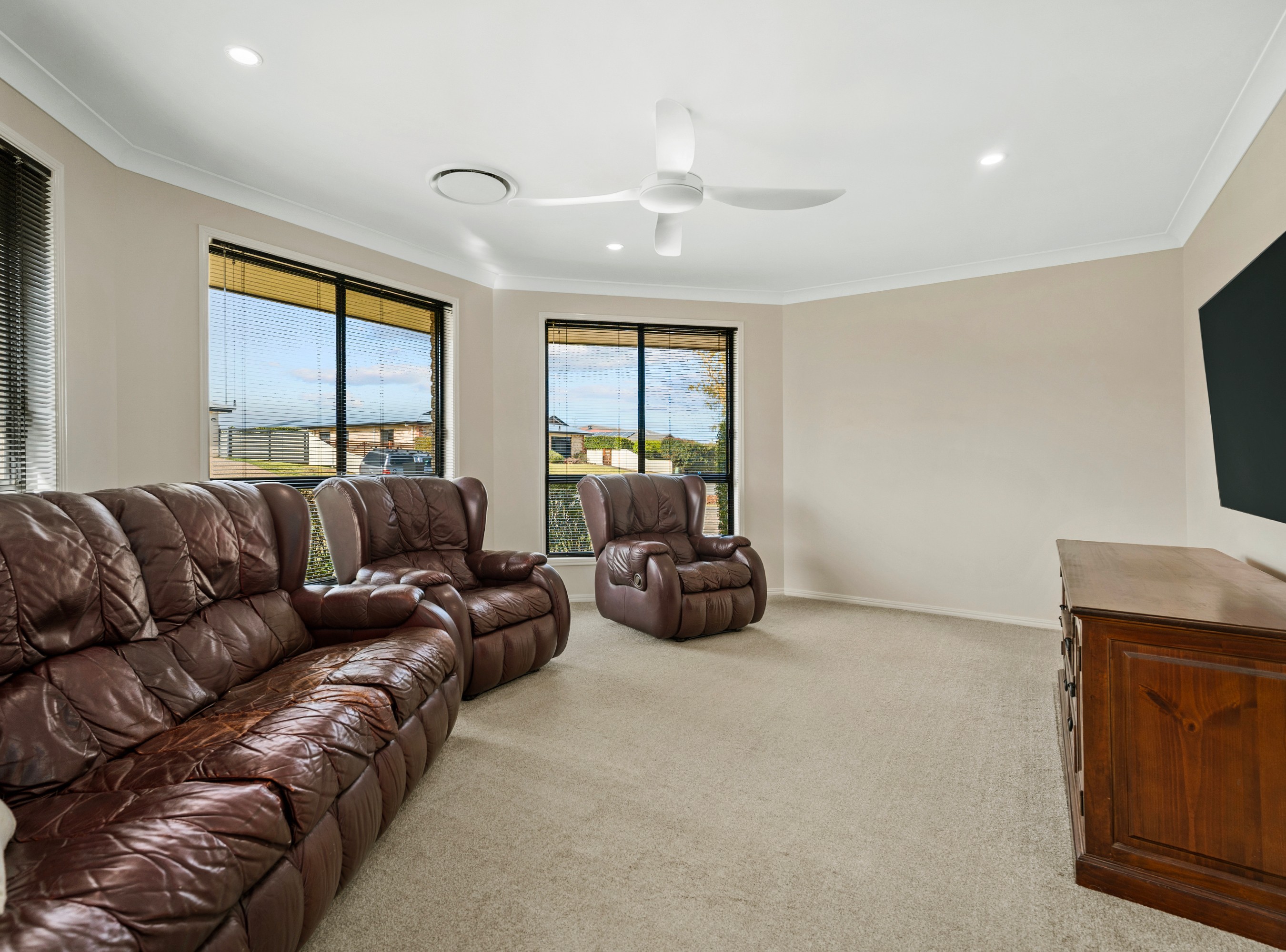 19 Degan Court, Highfields, QLD 4352