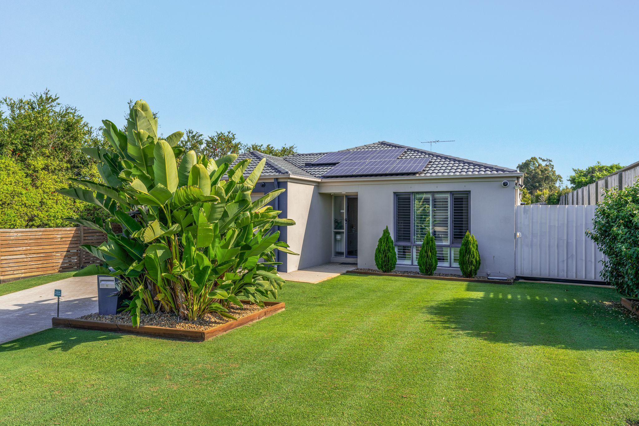 4 Raynuha Court, Ormeau QLD 4208