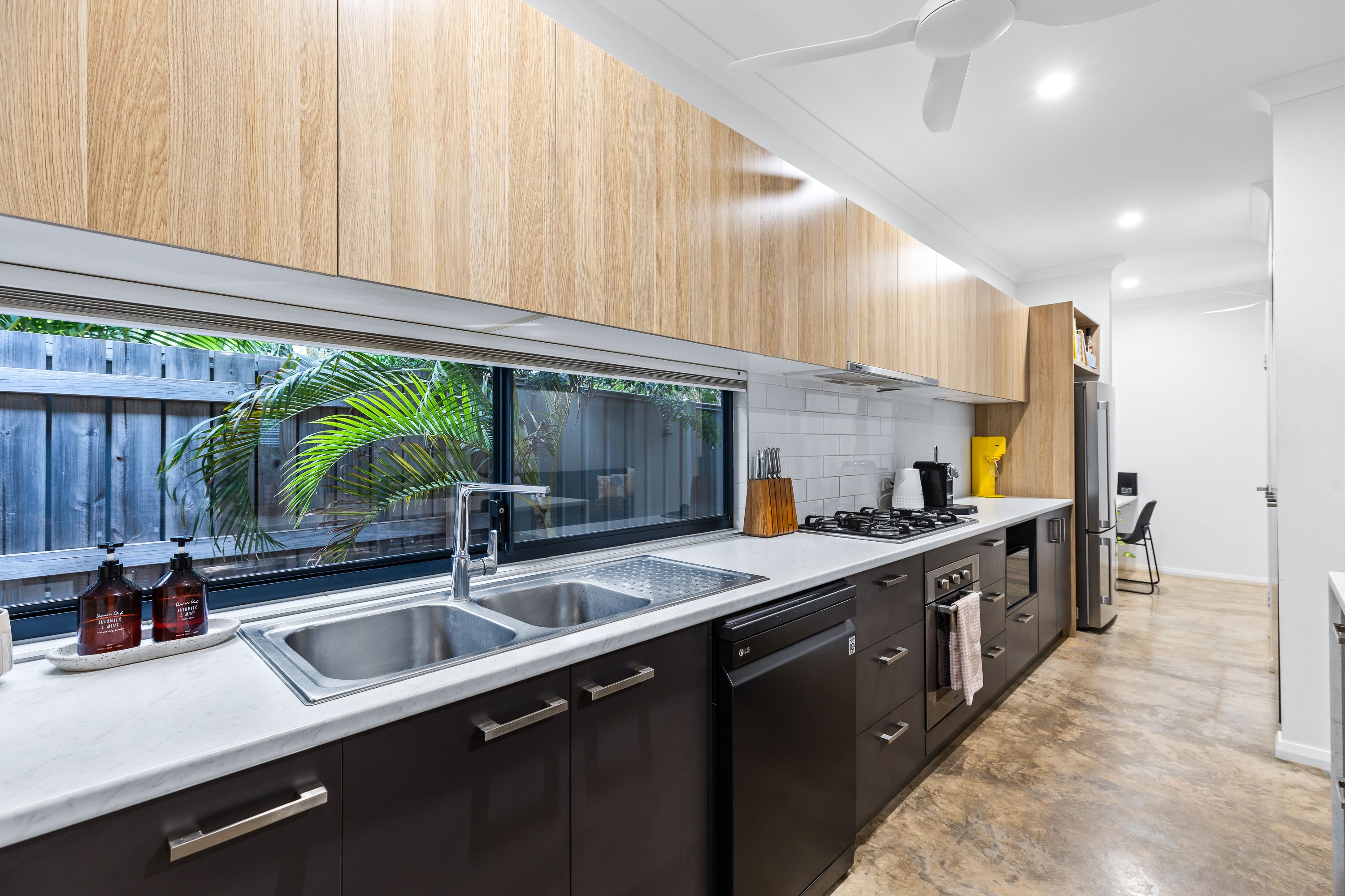 83 Kapang Drive — photo 10 of 30