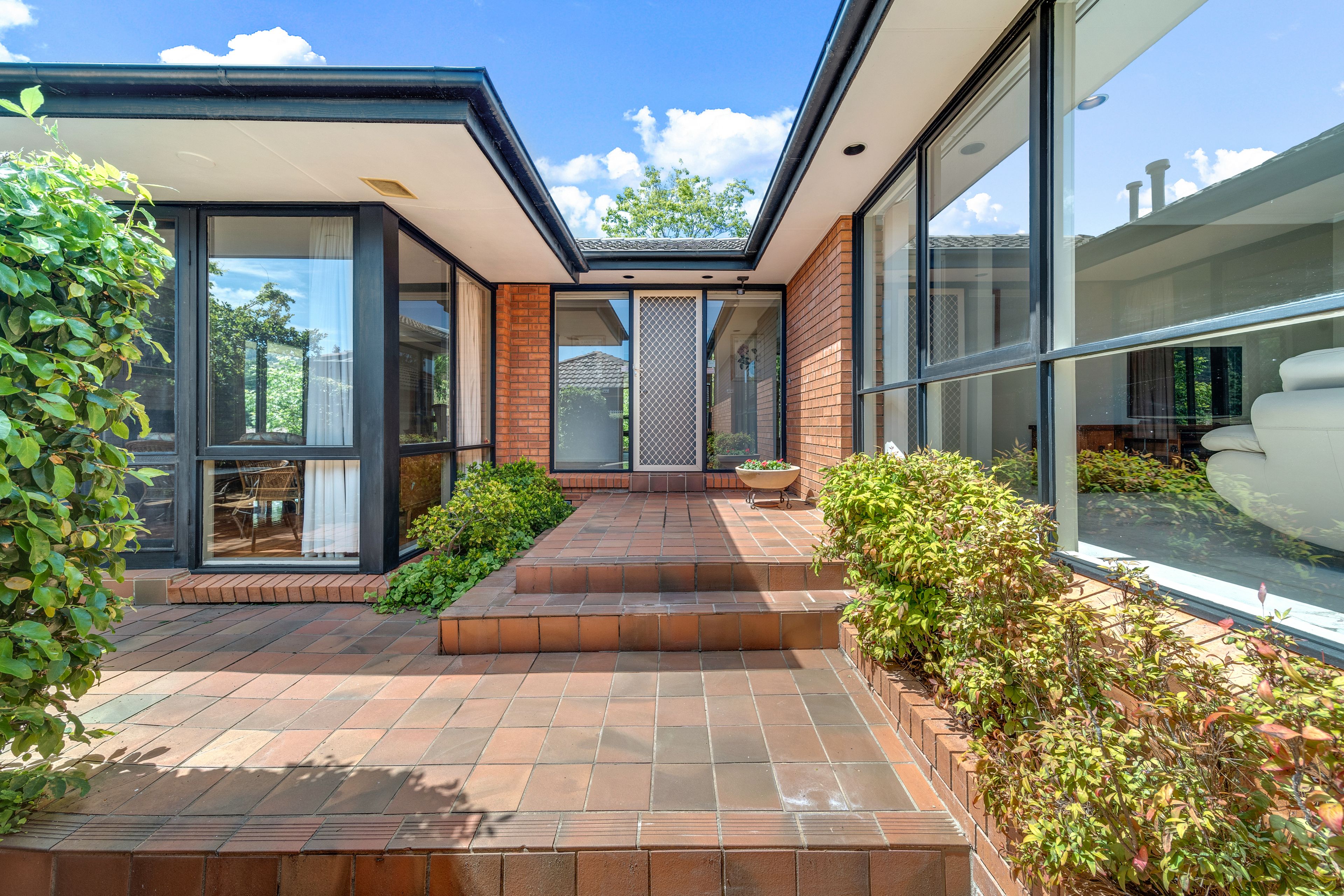 20 Jelbart Street, Mawson, ACT 2607