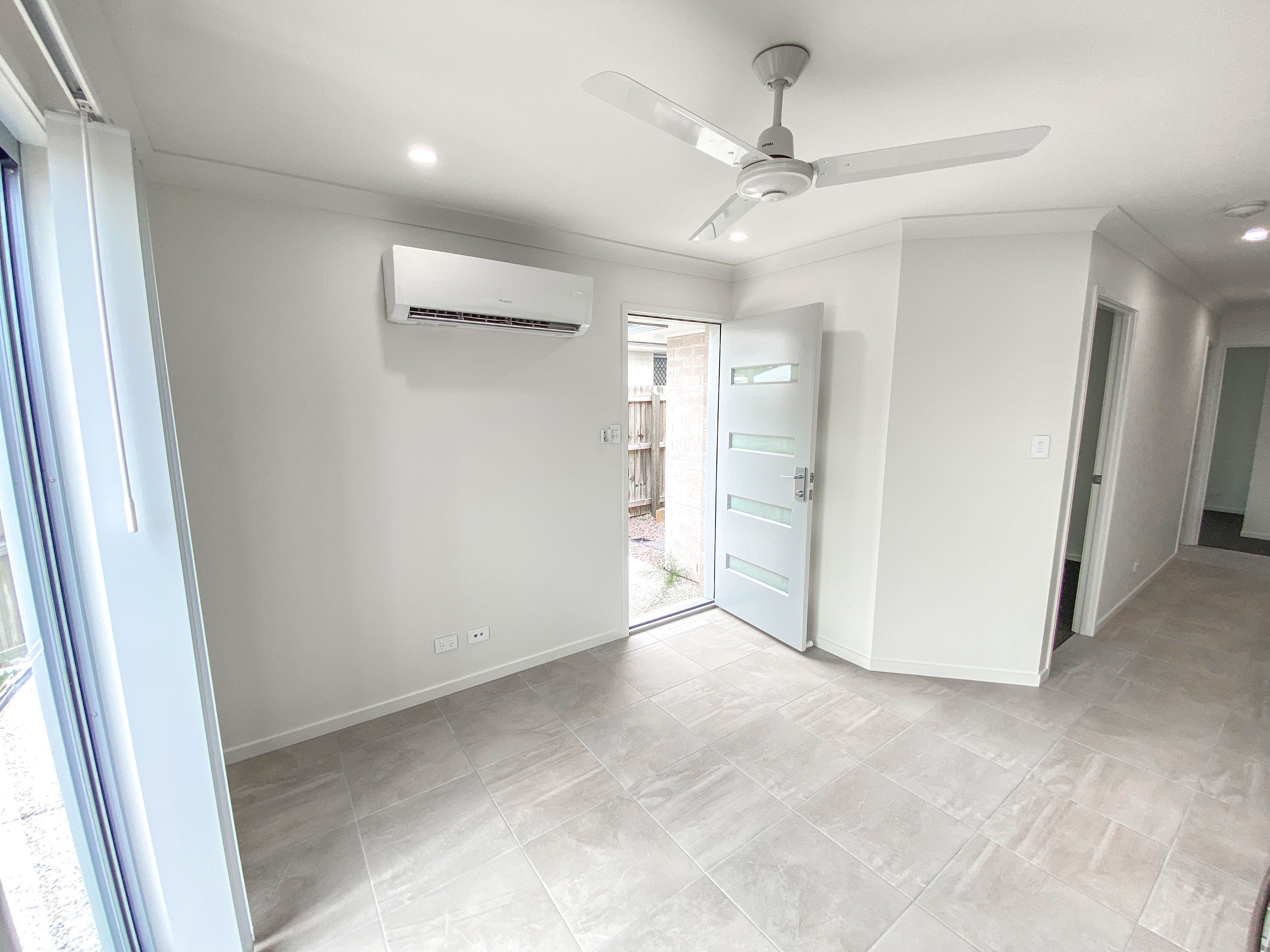 2/9 Kearon Way, Morayfield, QLD 4506