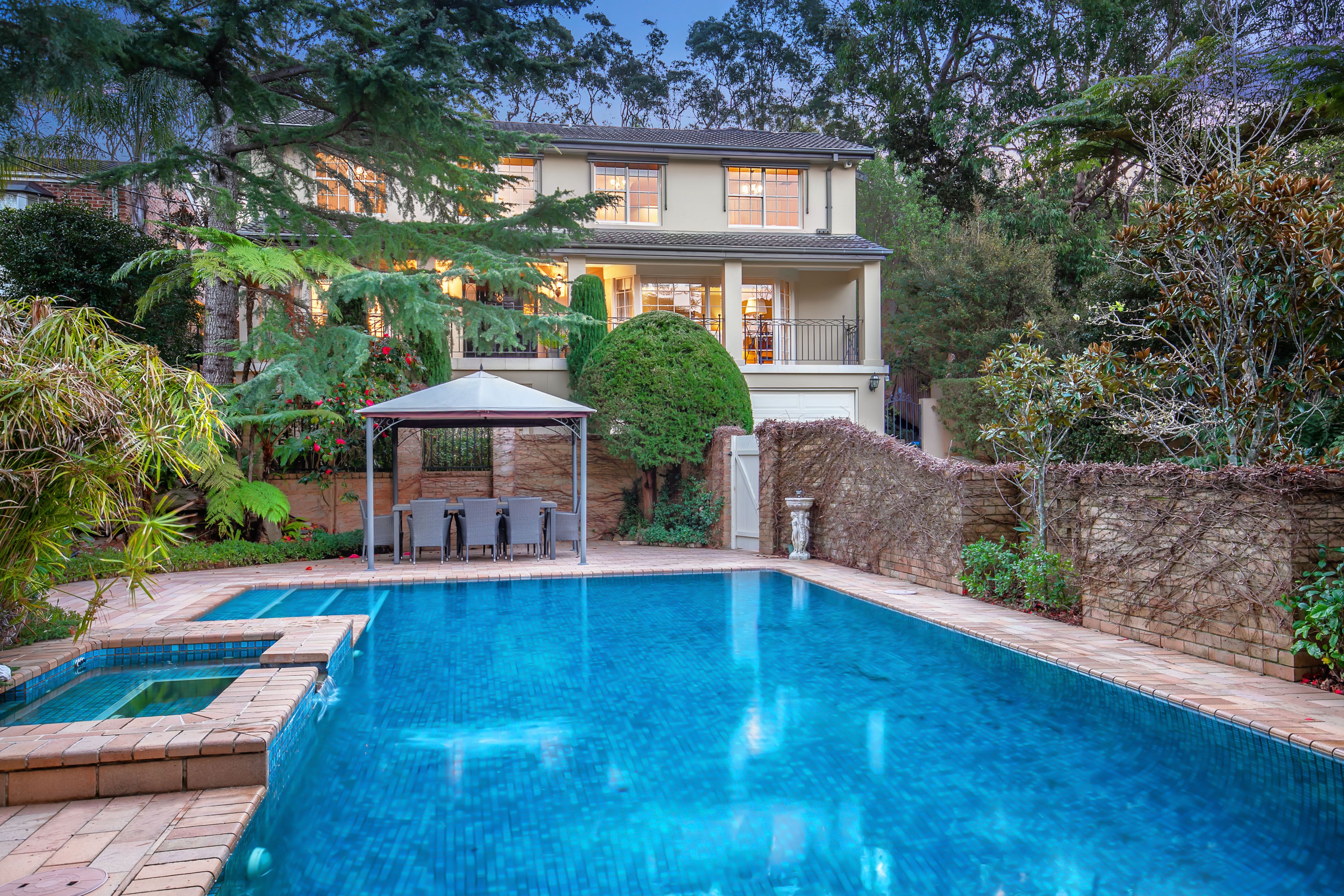 93 Cambourne Avenue, St Ives, NSW 2075