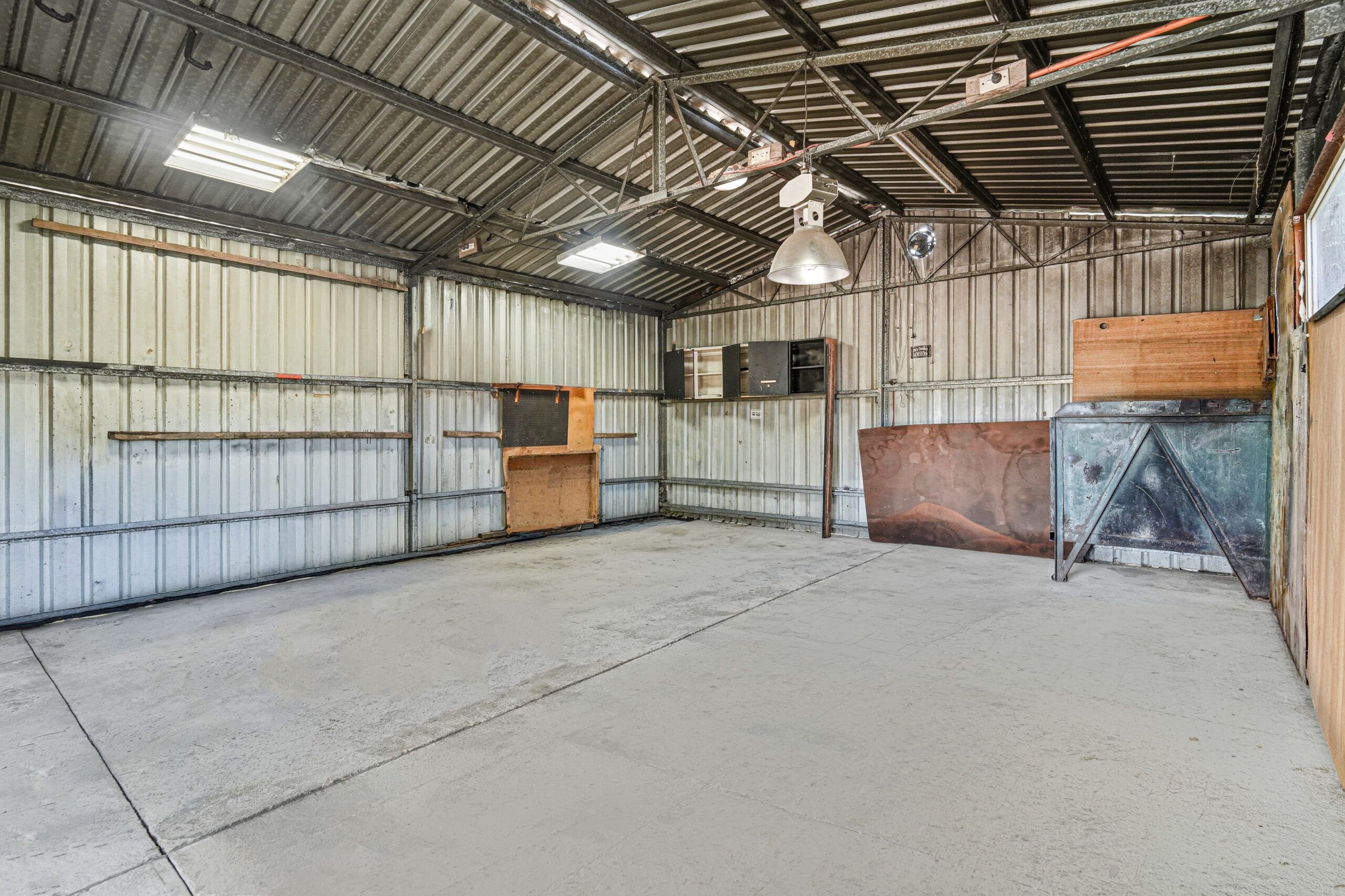 Sun Filled Family Home in Prime Schofields Location With Endless Development Opportunity! — photo 7 of 7