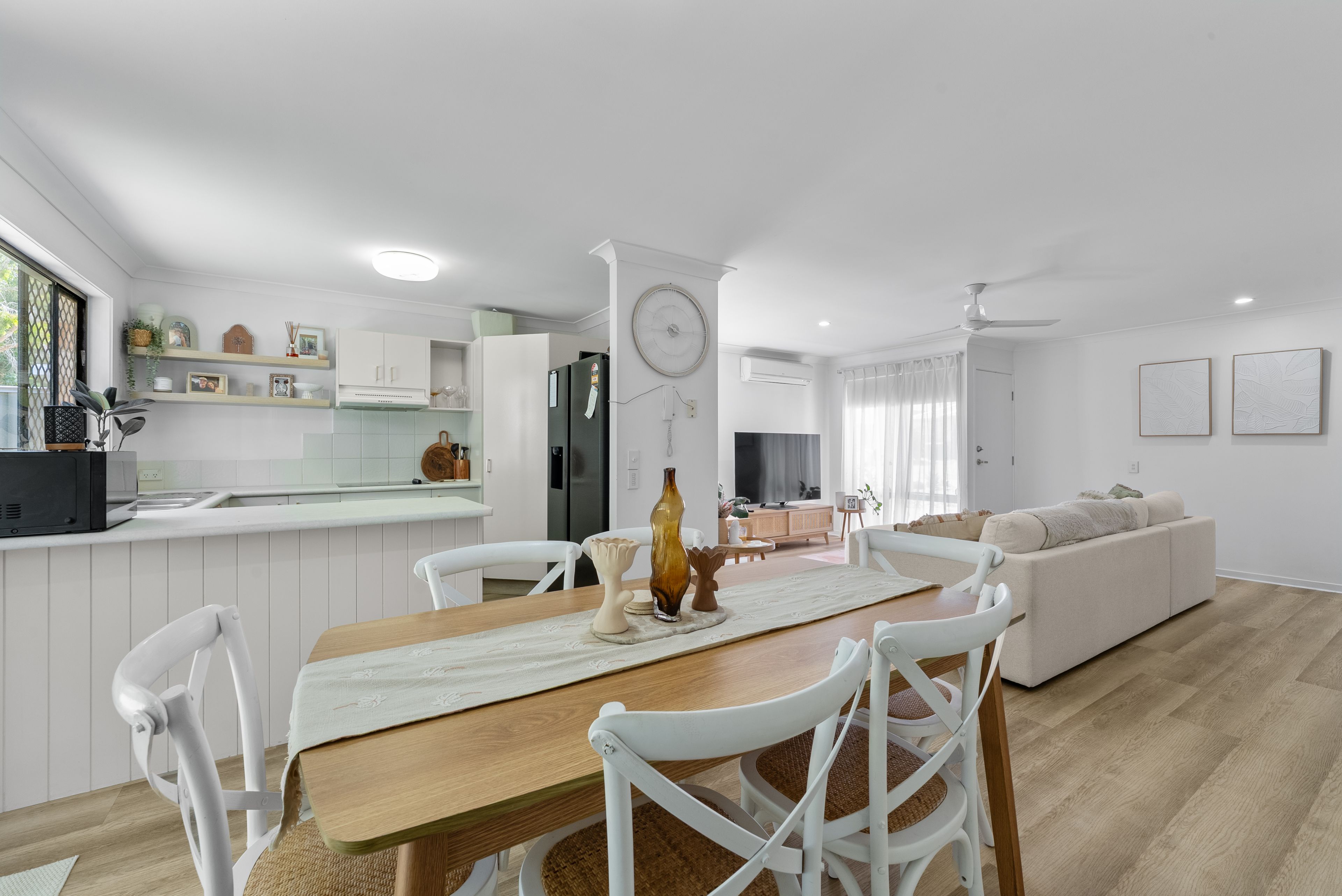 38/24 Amsonia Court — photo 6 of 18