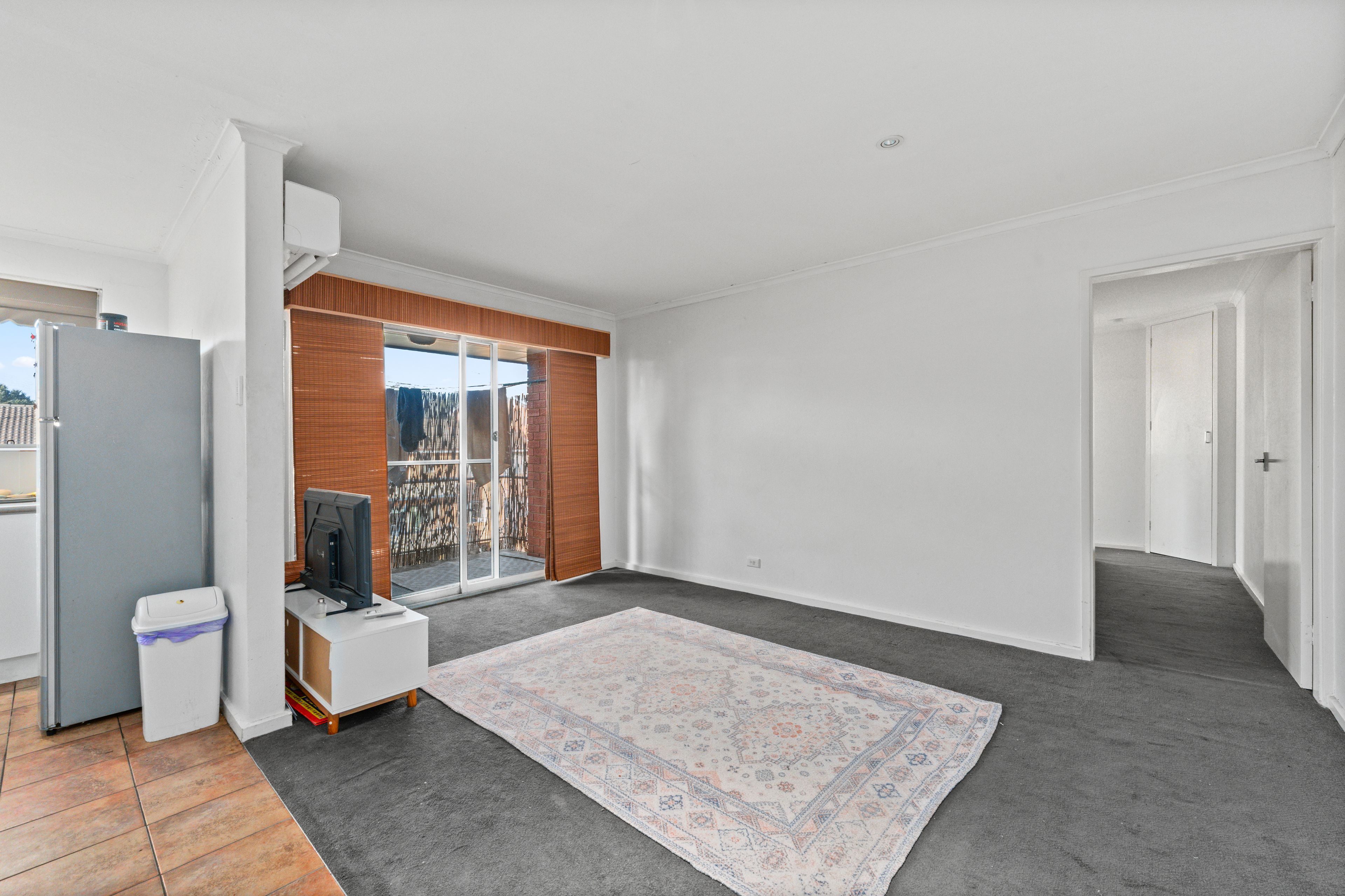 23/56 Trinculo Place — photo 3 of 9