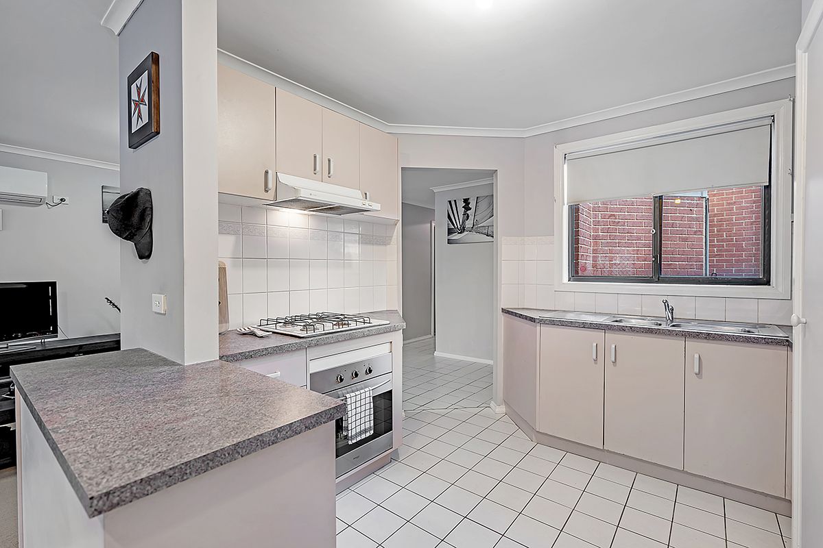 6 Brecon Nook, Craigieburn, VIC 3064
