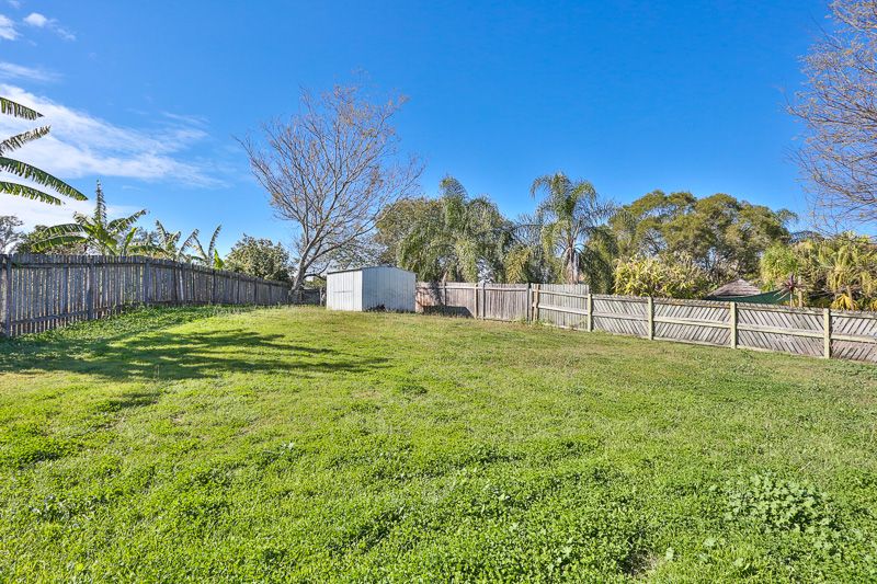 7 Yarrow Court, Redbank Plains, QLD 4301