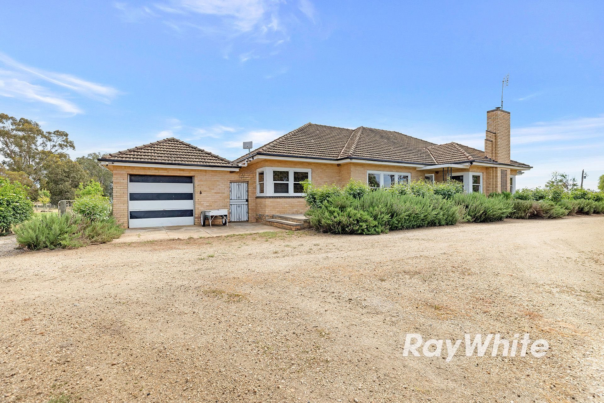 1501 Boort-Yando Road — photo 3 of 30