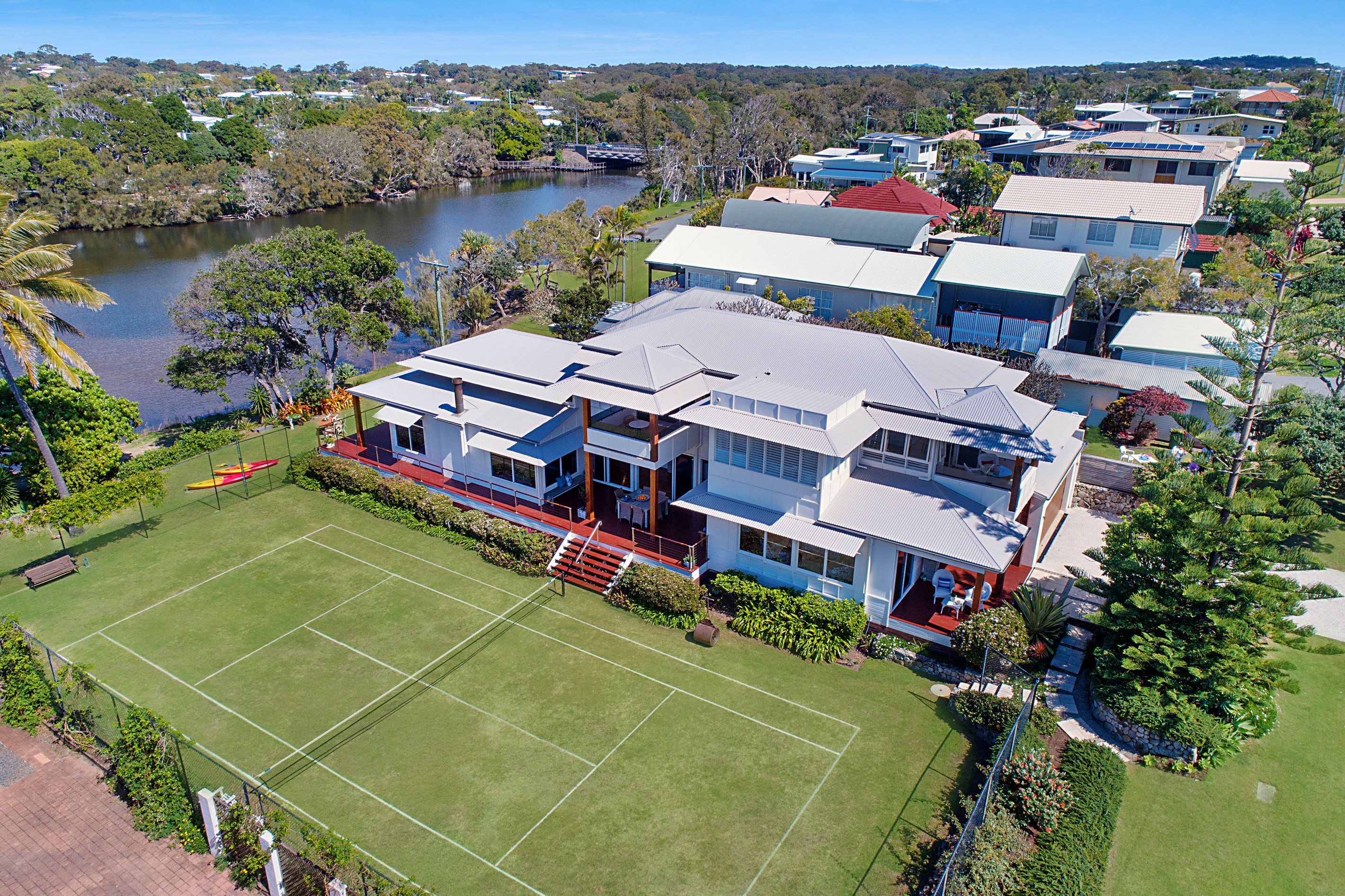 6 Cooroora Street, Dicky Beach, QLD 4551