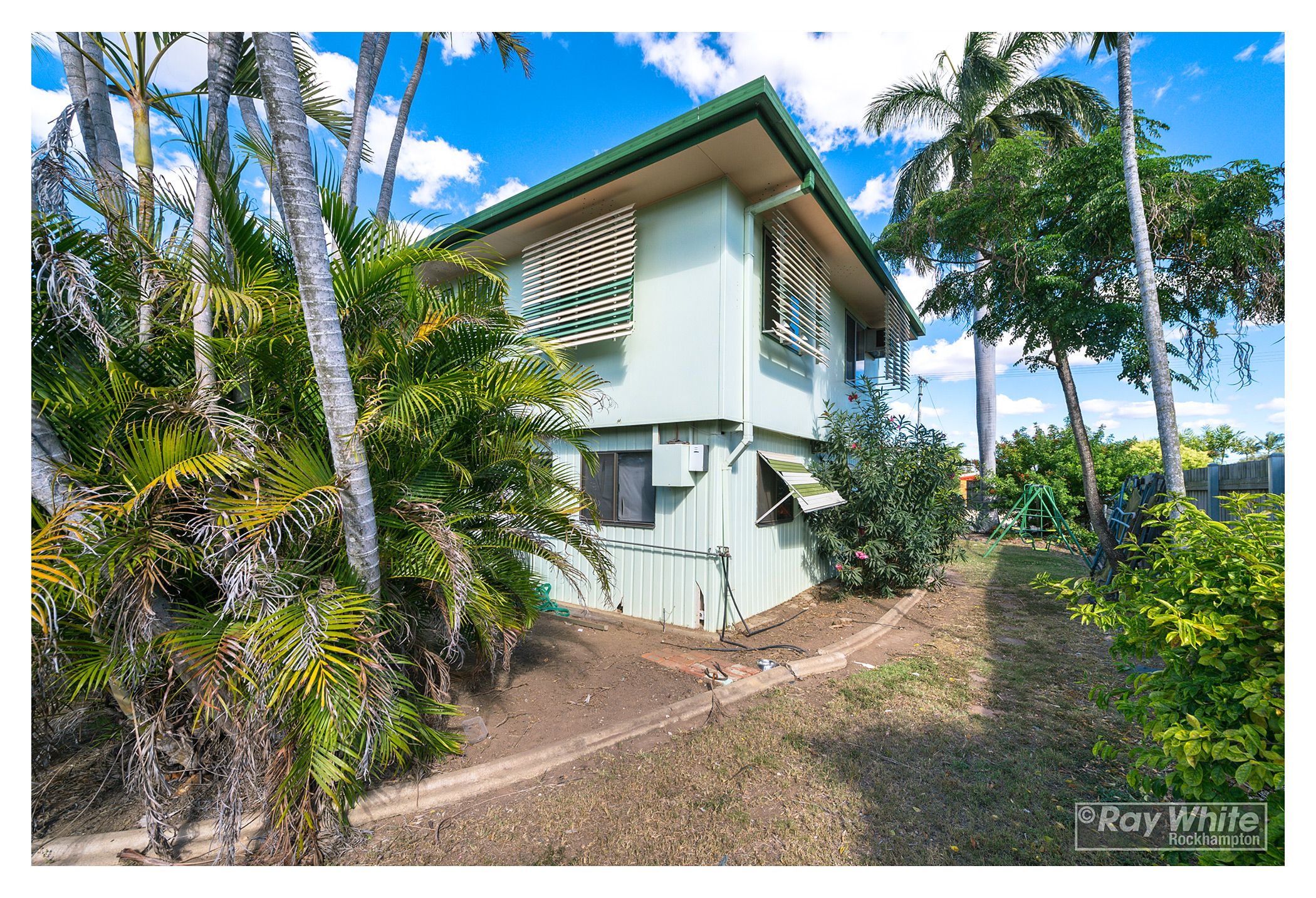 71 Stenlake Avenue, Kawana, QLD 4701