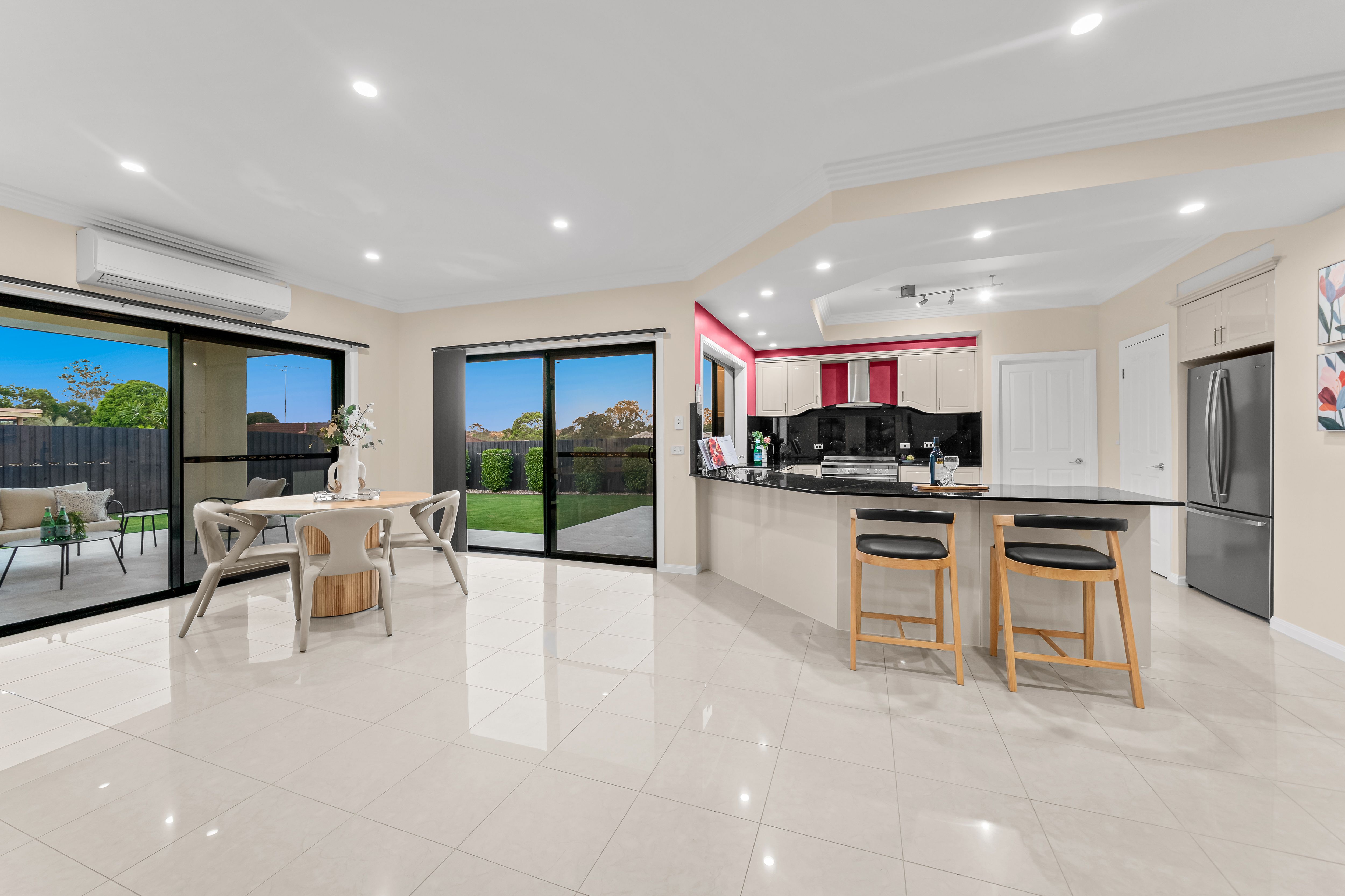 7 Kakadu Crescent — photo 5 of 27
