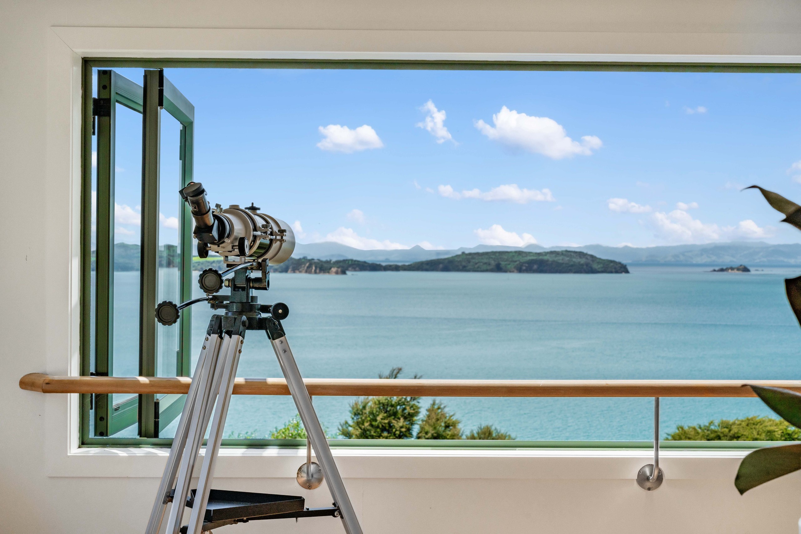 6 Arran Bay Road, Cowes, Waiheke Island