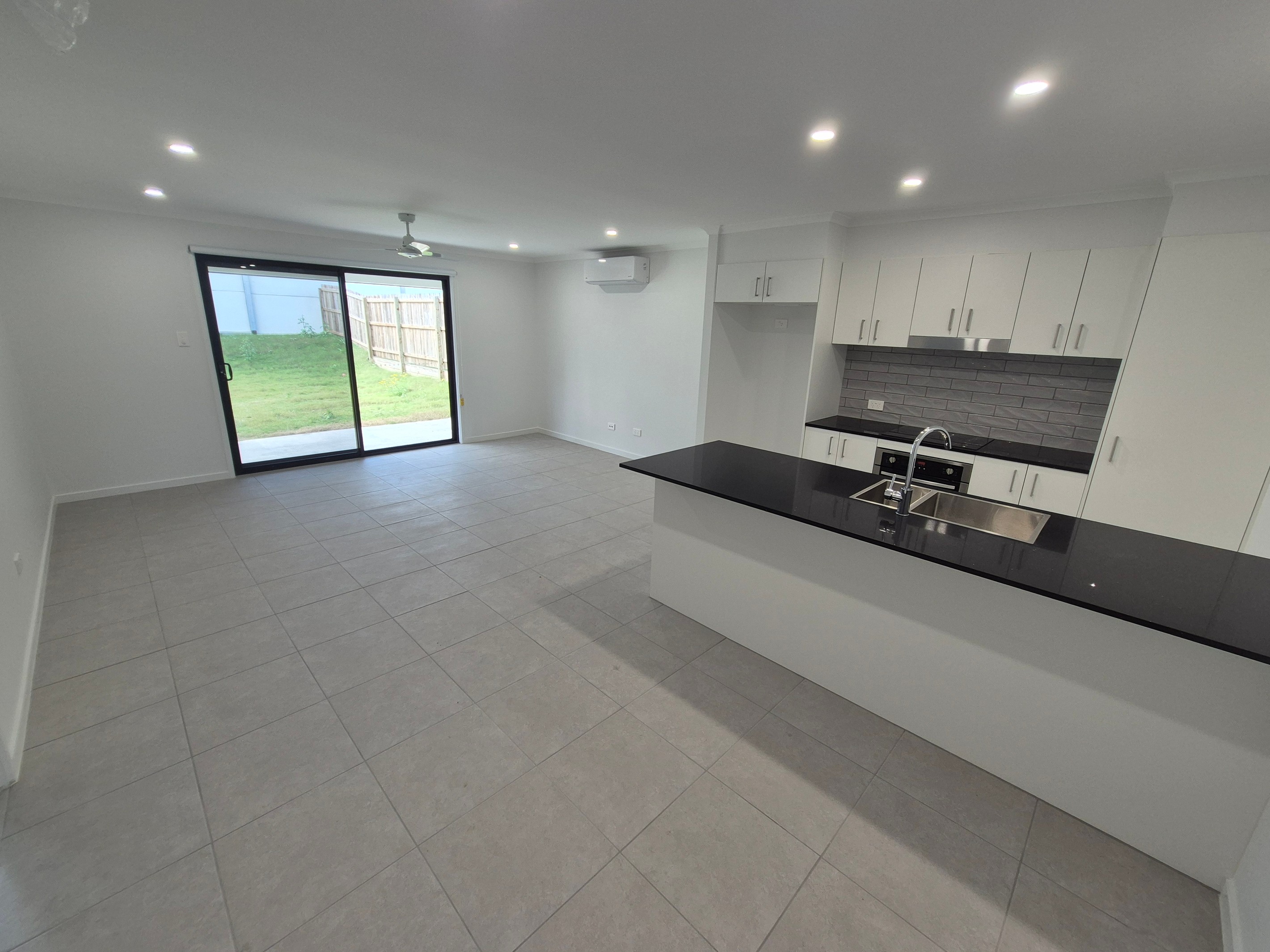 2/40 Bloomfield Mews, Ripley, QLD 4306