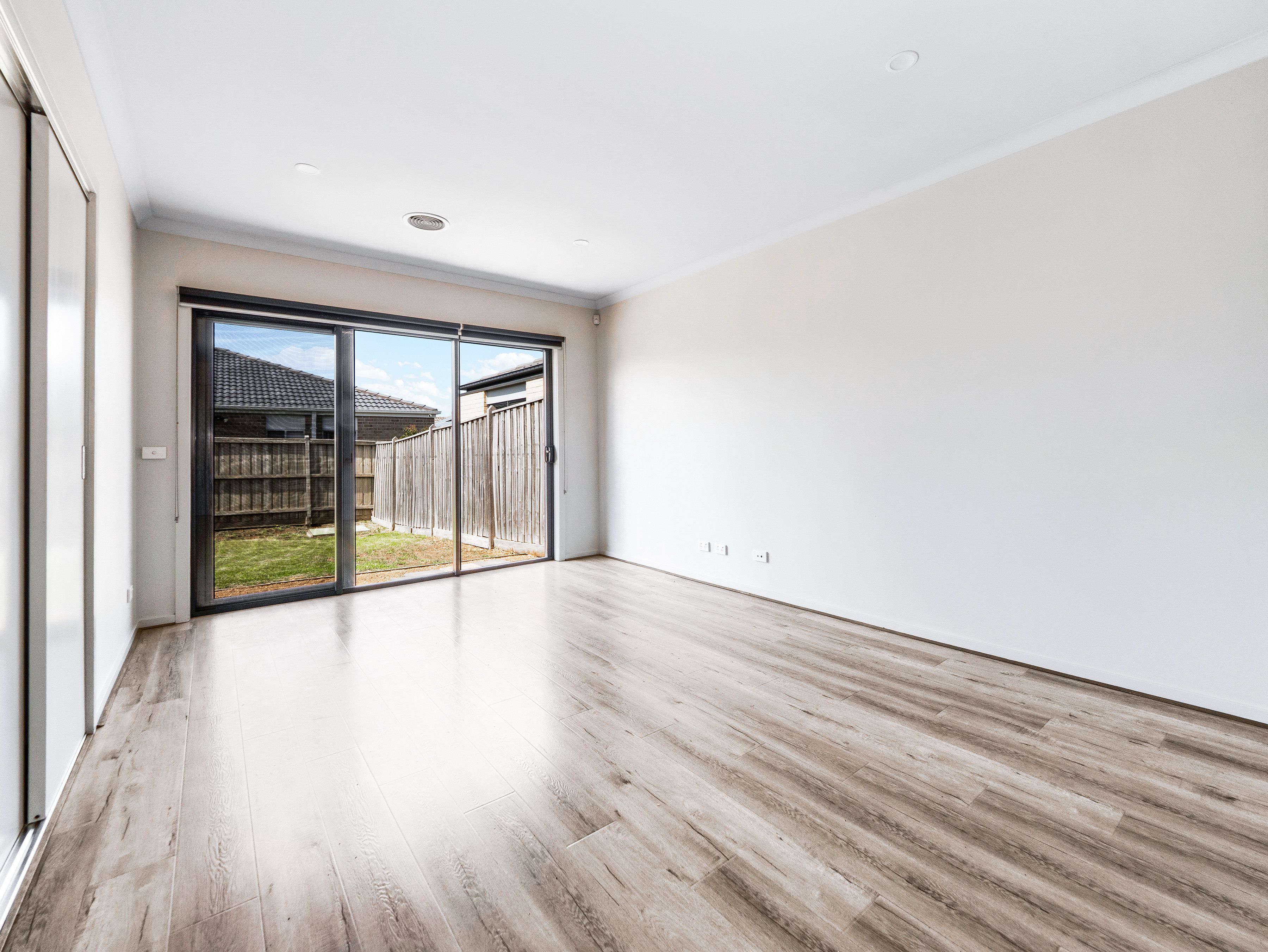 28 Bowler Avenue — photo 10 of 20