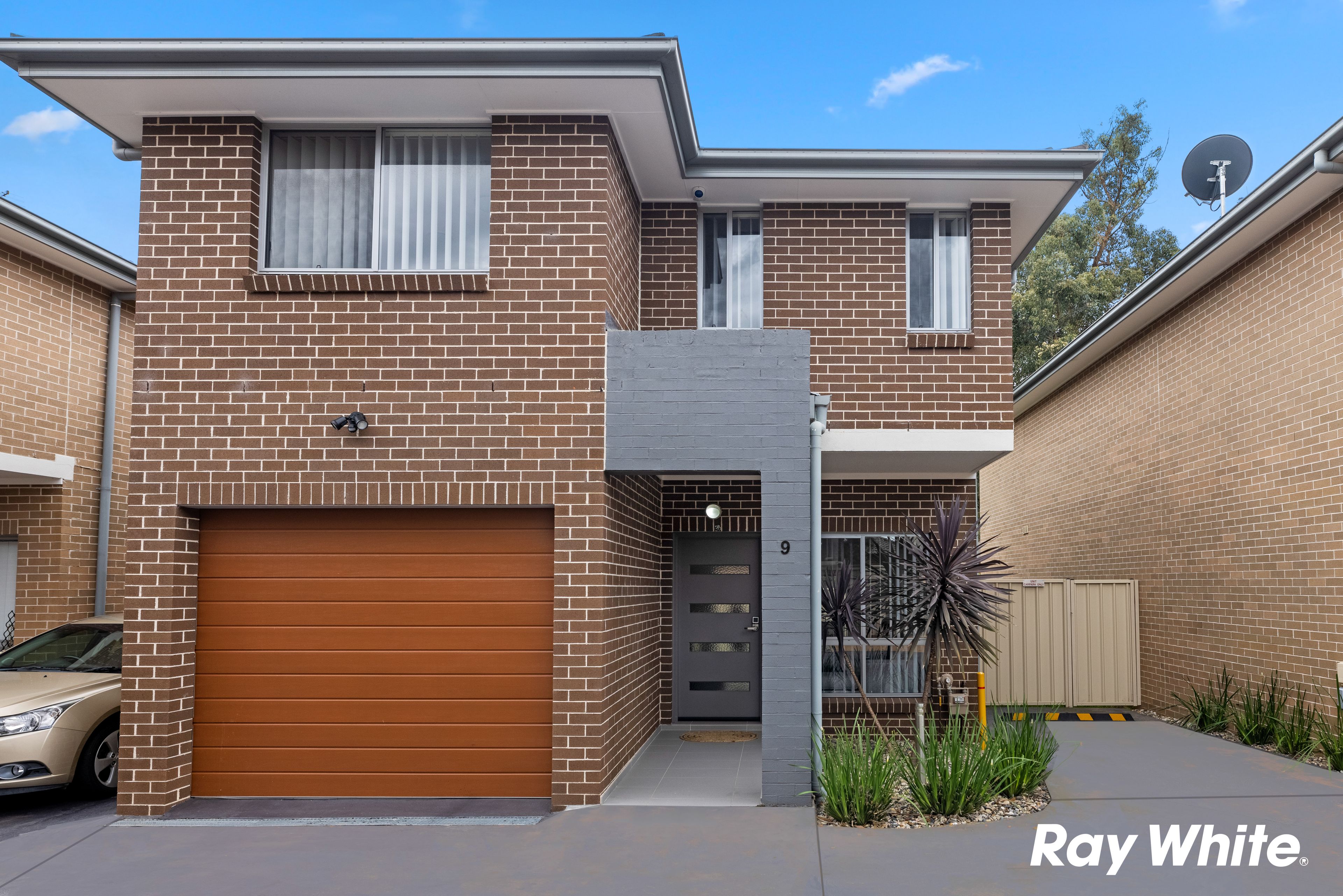 31 Hillcrest Road, Quakers Hill NSW 2763
