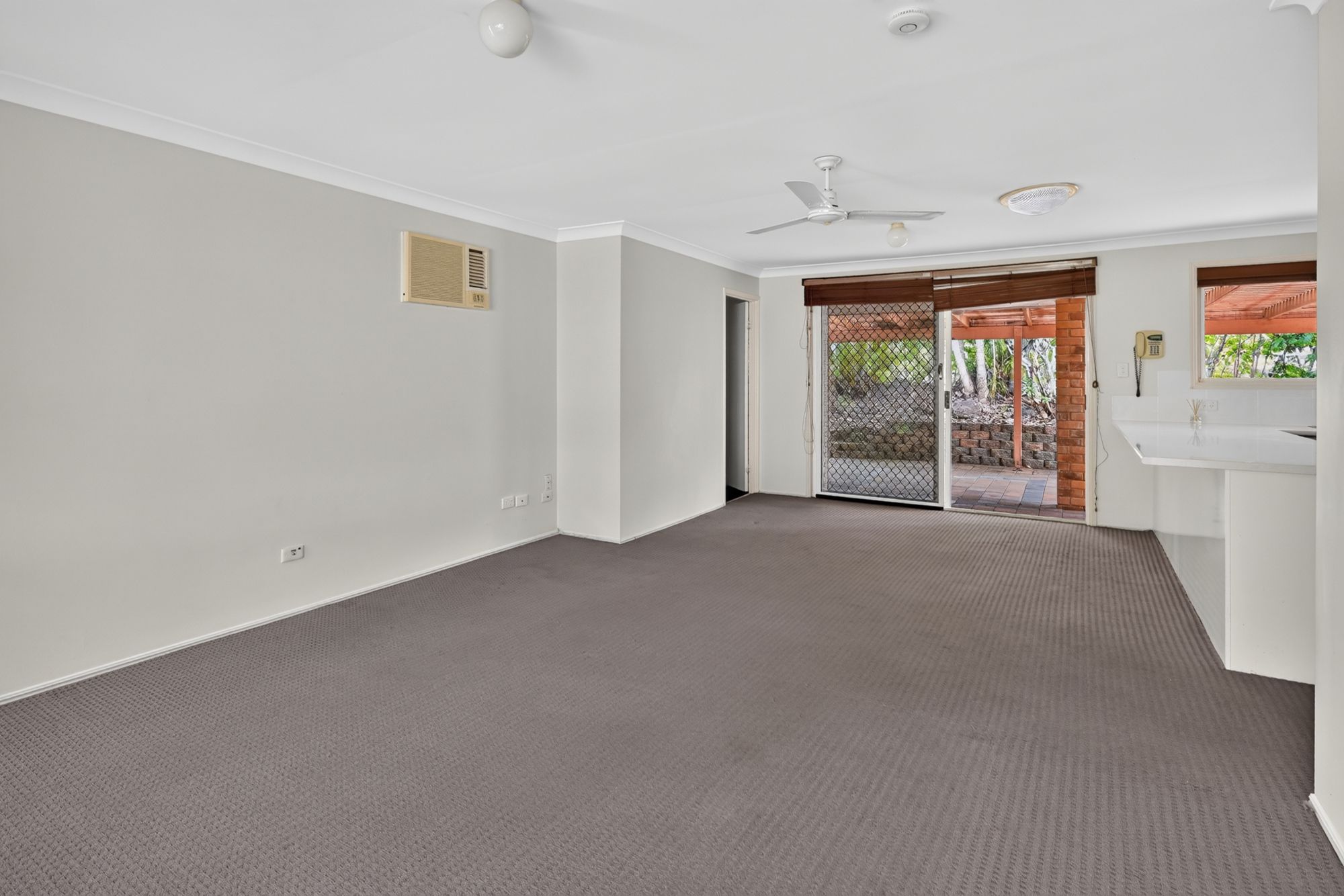 88/33 Edmund Rice Drive — photo 15 of 30