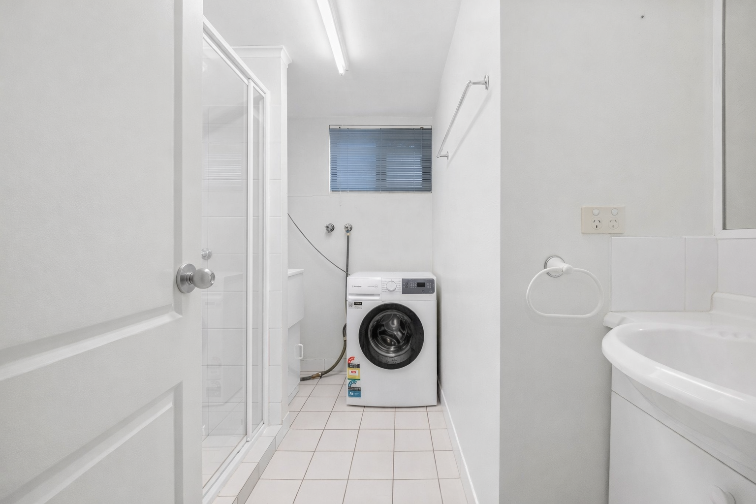 1/75 Thorn Street — photo 12 of 16
