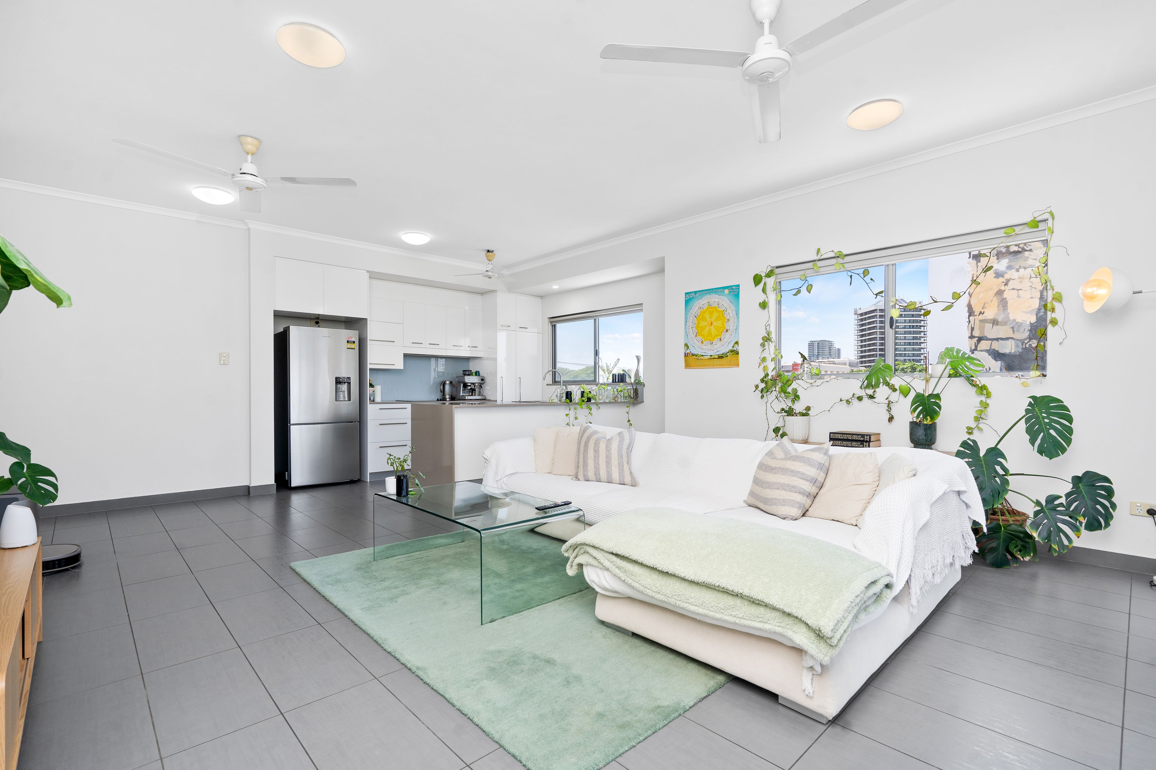 Superb investment opportunity in standout city setting! — photo 3 of 23