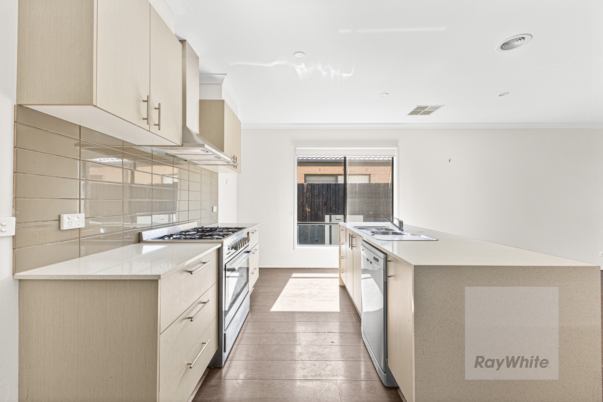 40 Dargo Crescent, Doreen, VIC 3754