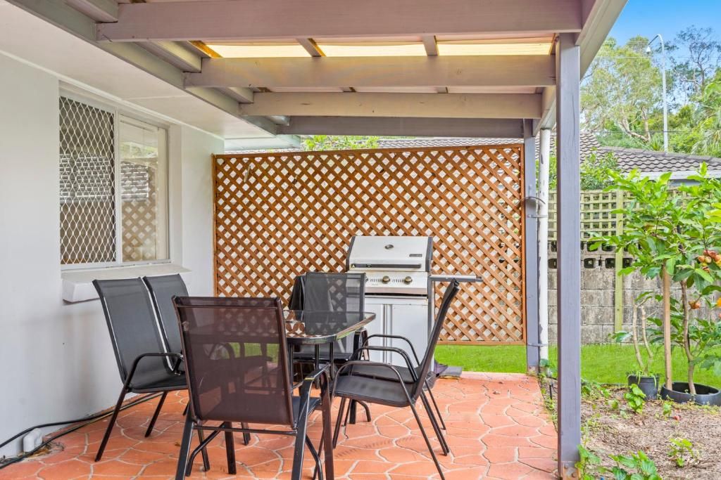 151 Racecourse Drive — photo 11 of 14