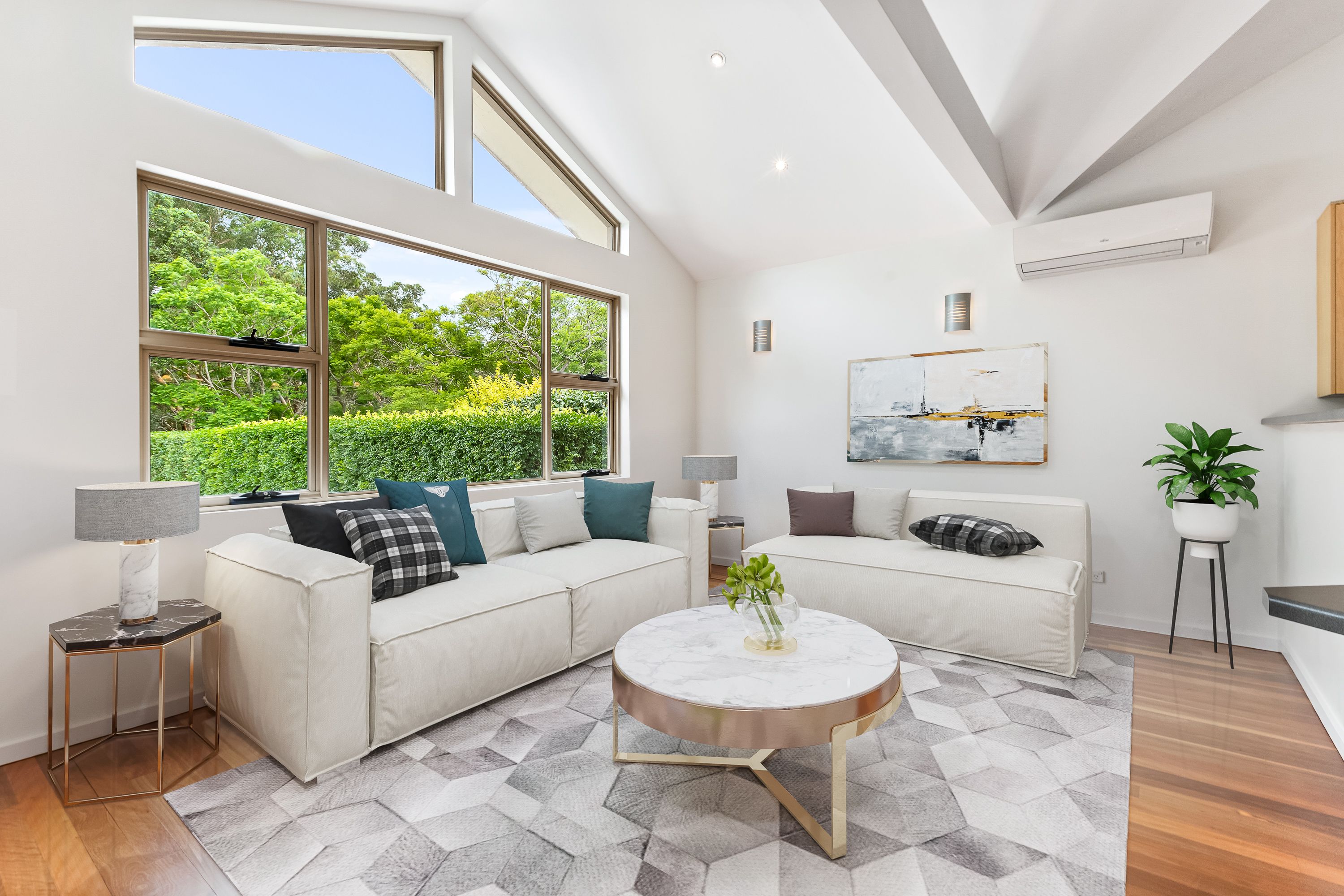 19 Makinson Street — photo 3 of 11