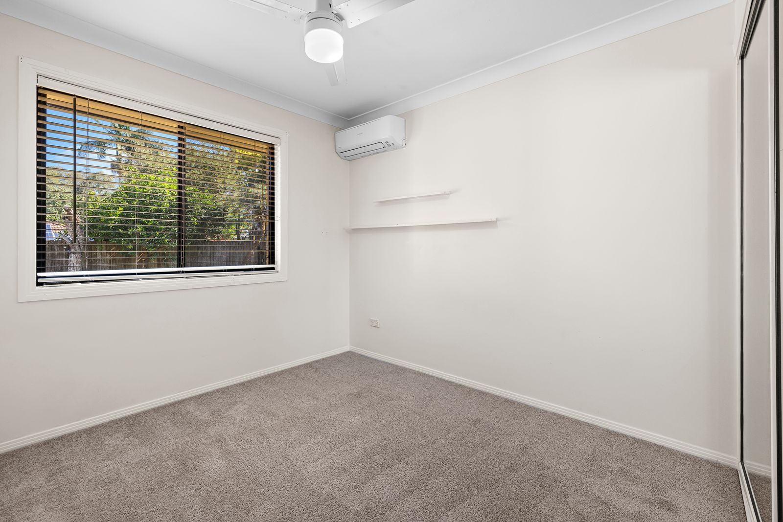 23 Manor Drive — photo 7 of 20