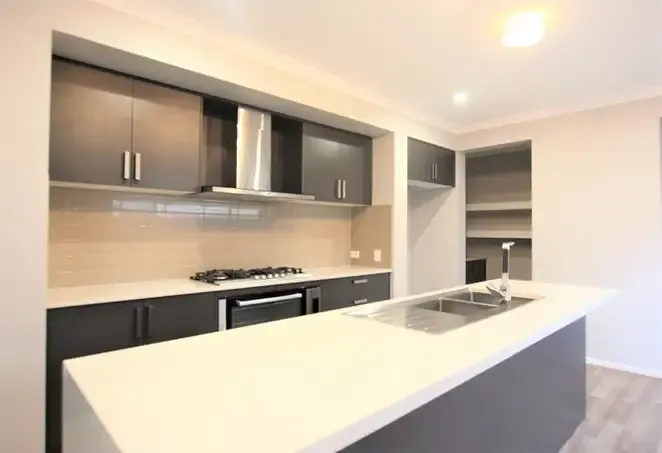 95 Dalmatia Avenue, Edmondson Park, NSW 2174