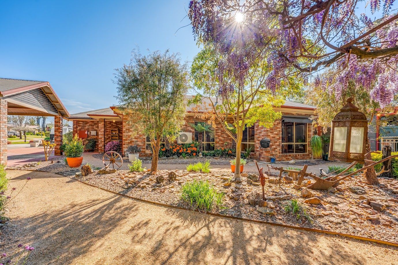 22 The Dale, Thurgoona, NSW 2640