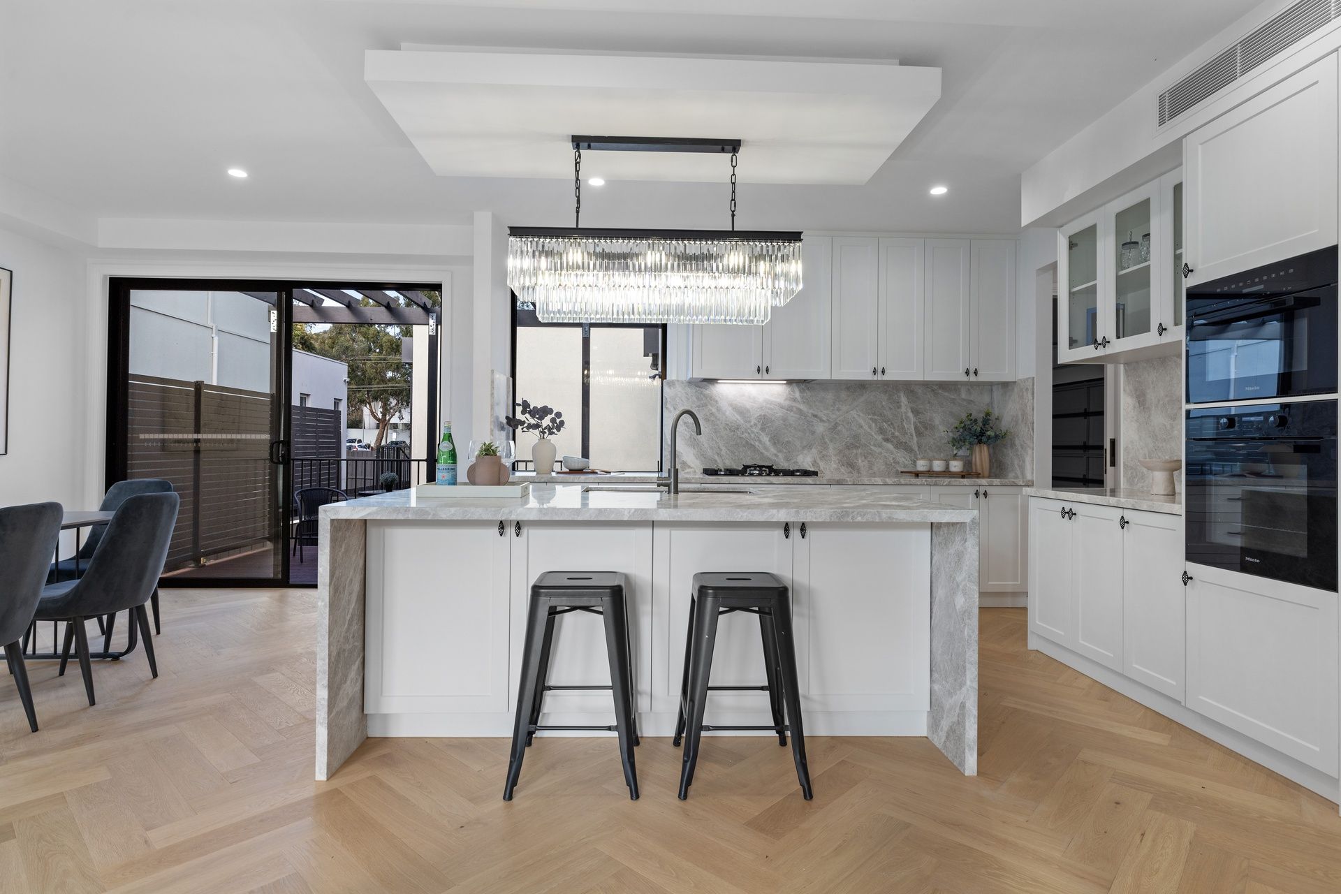 1/6 Ivanhoe Street — photo 6 of 23