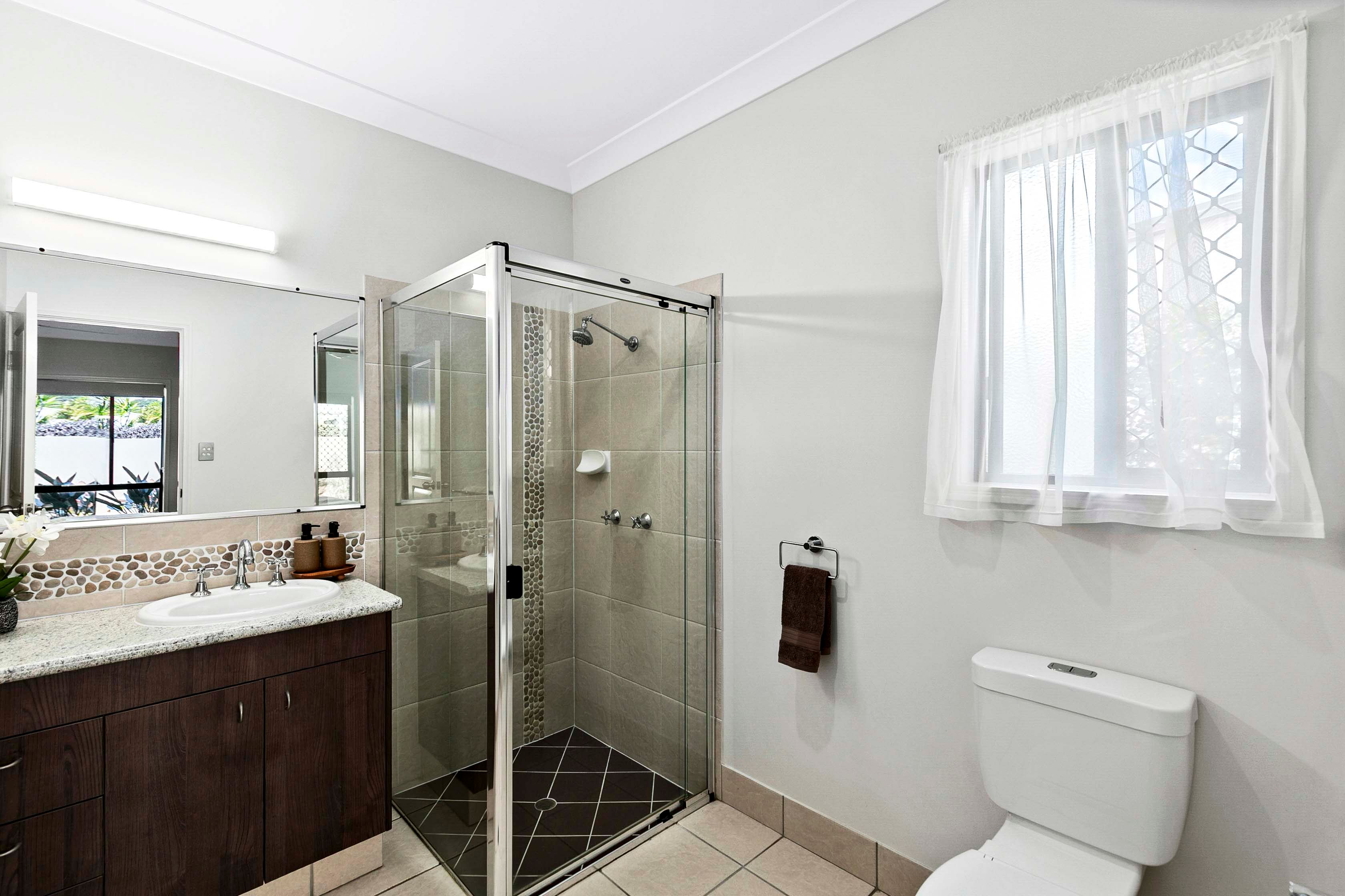 6 Norfolk Court — photo 17 of 30