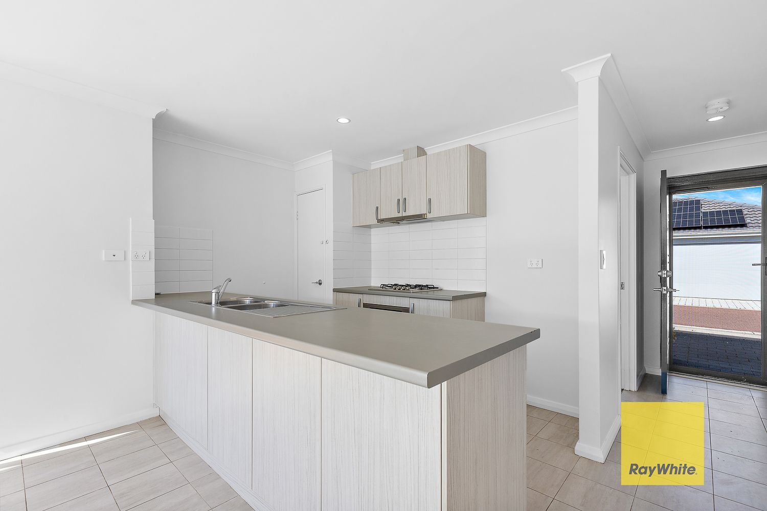 6 Belches Loop, Seville Grove, WA 6112