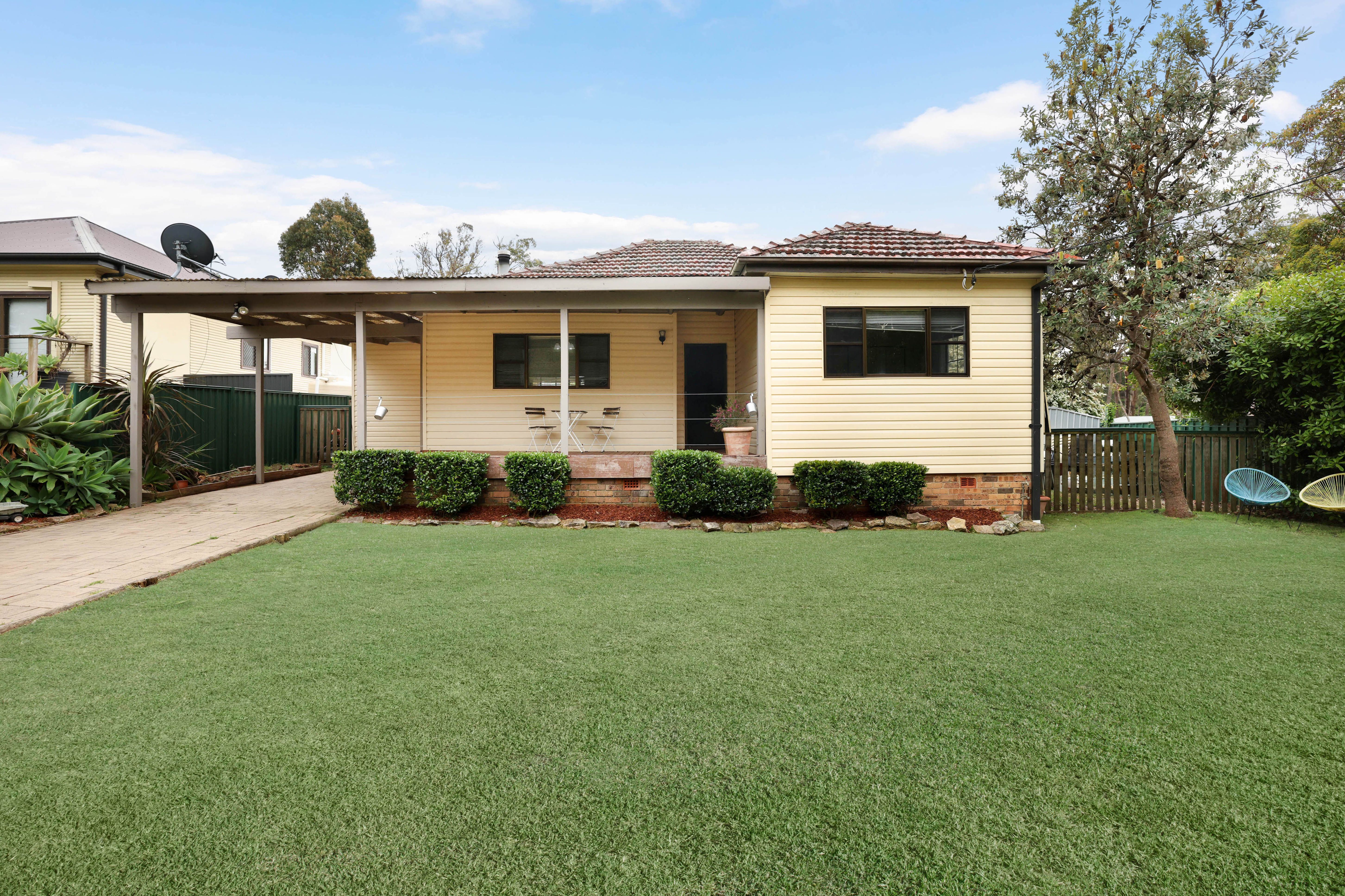 2 Percy Street , Hill Top NSW 2575